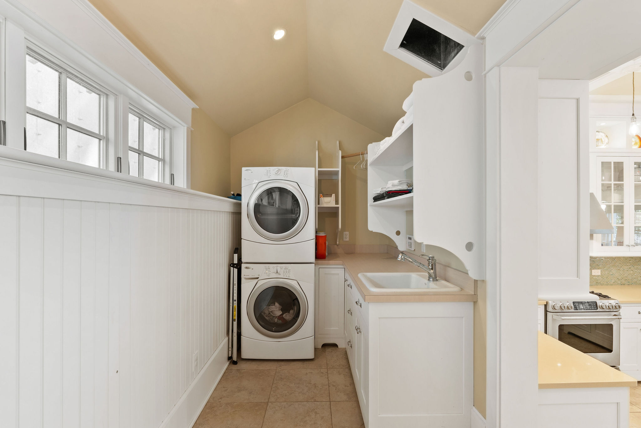 2802 Rest Haven Drive Property Photo 19