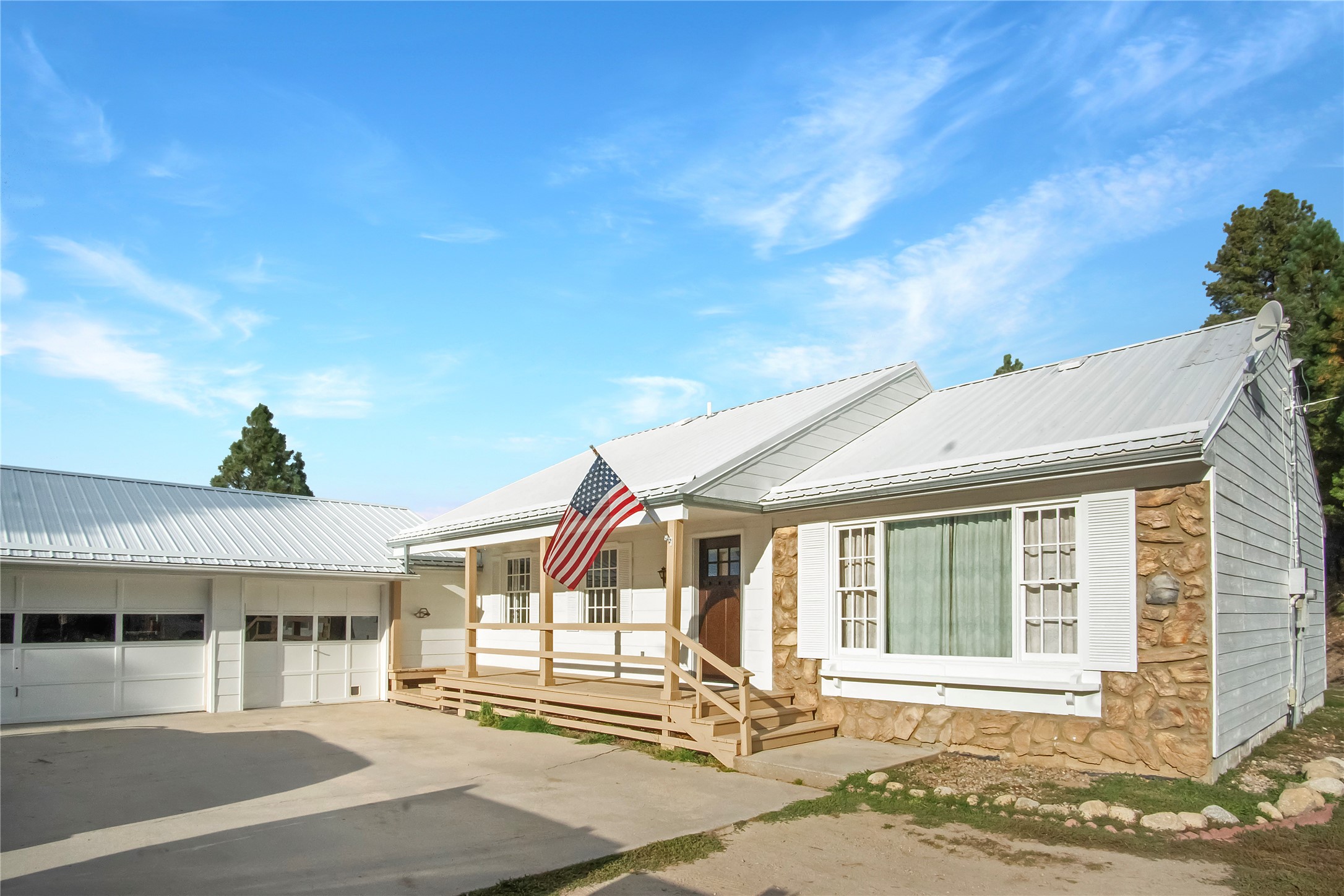 330 Bowman Road Property Photo