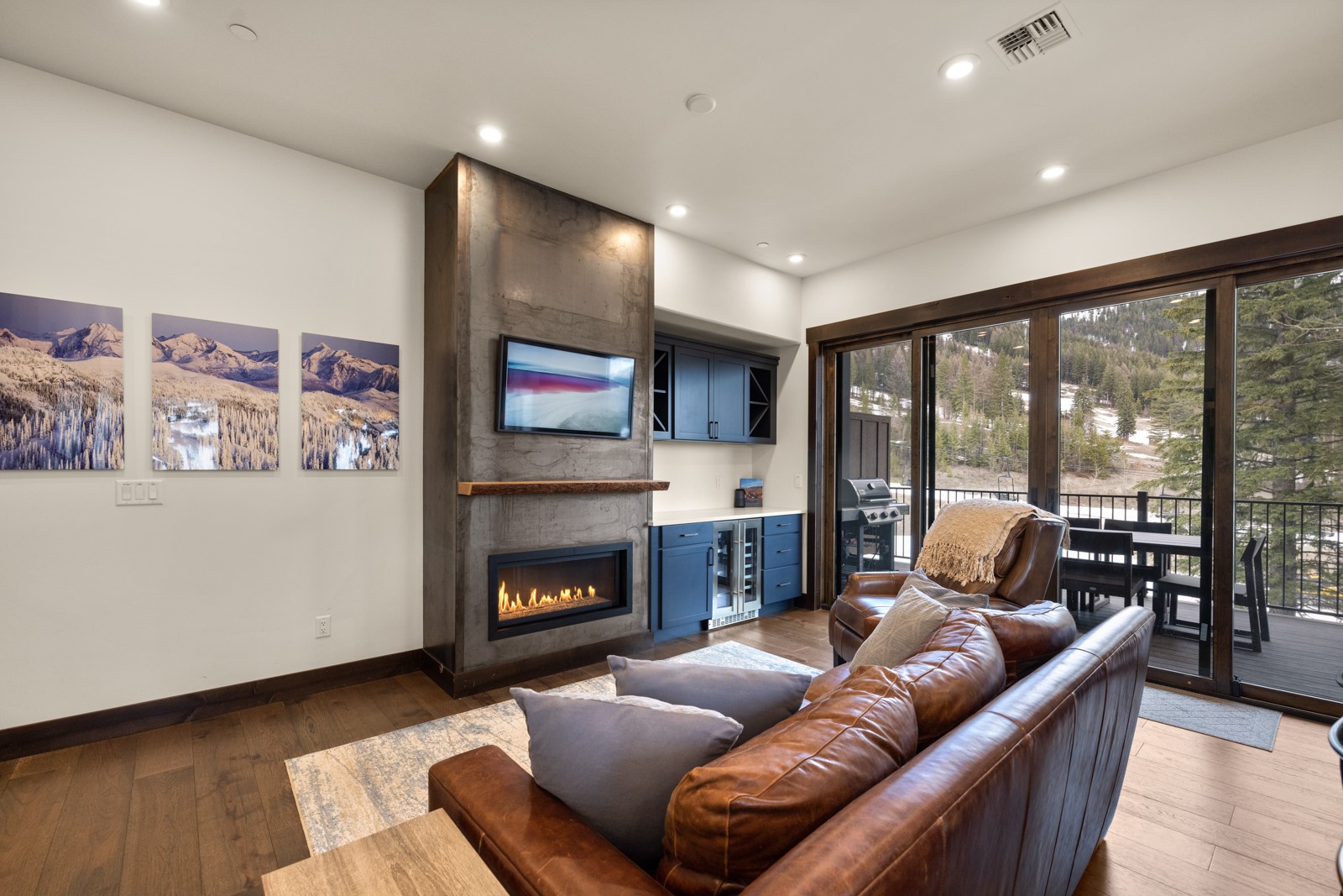 3868 Gelande Street 6 Property Photo 1