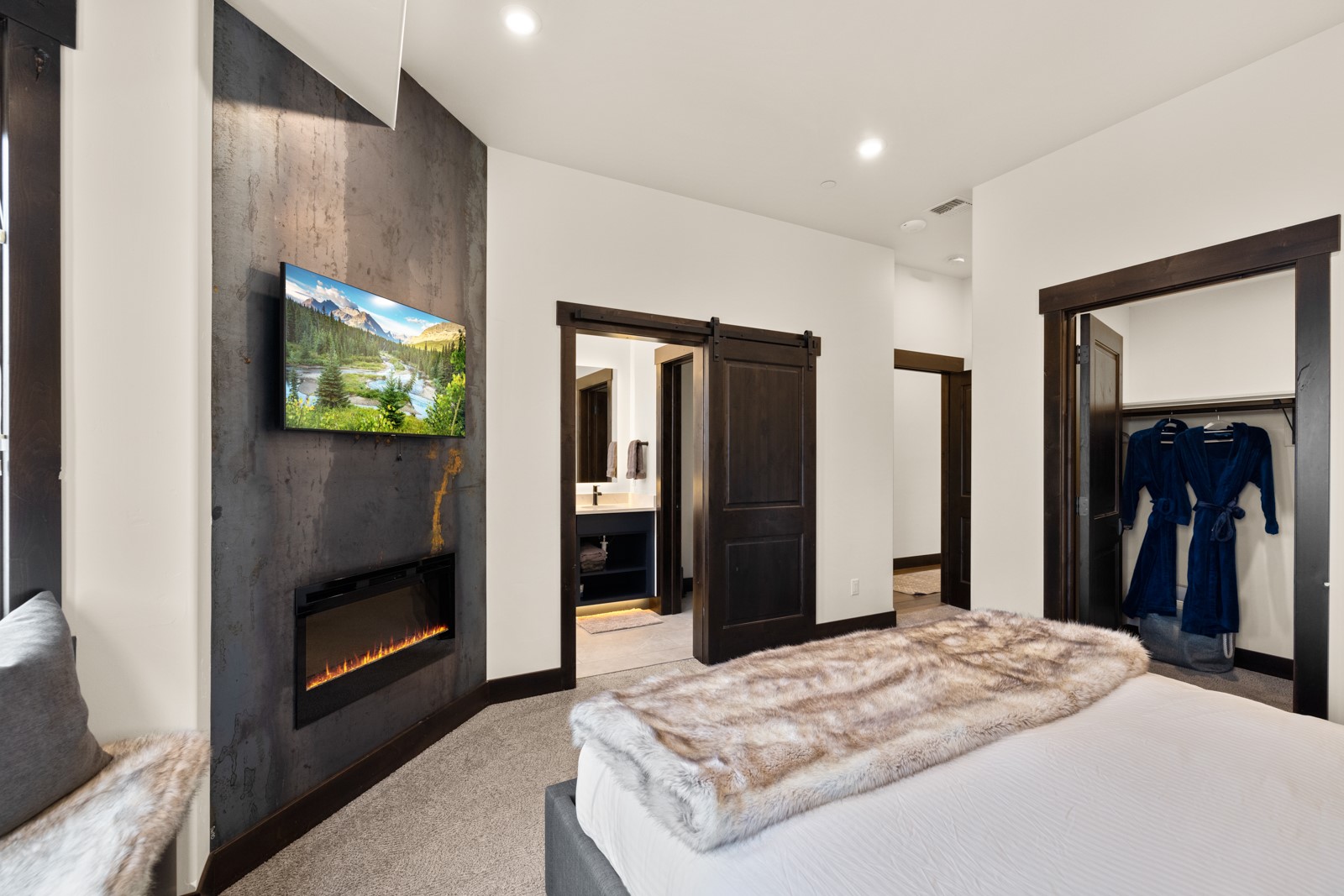 3868 Gelande Street 6 Property Photo 33