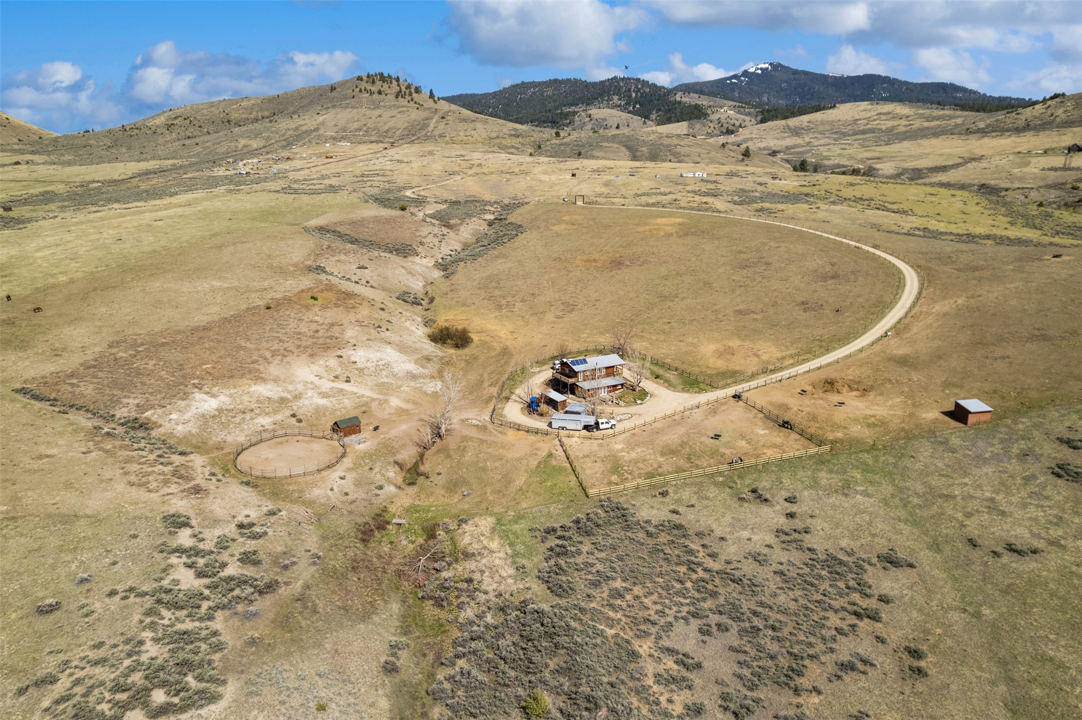 1300 Blue Sage Trail Property Photo 4