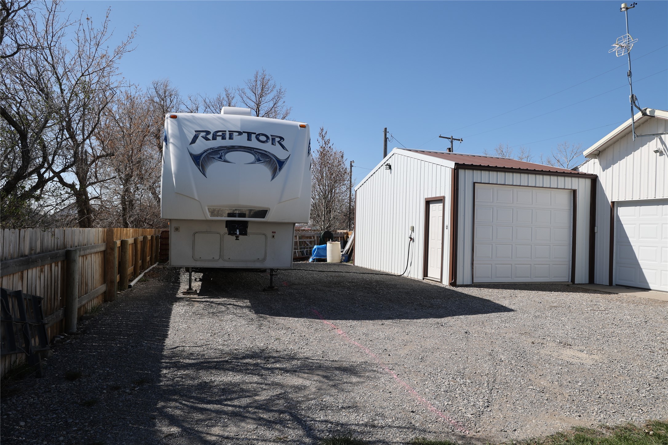 613 Dupuyer Avenue Property Photo 7