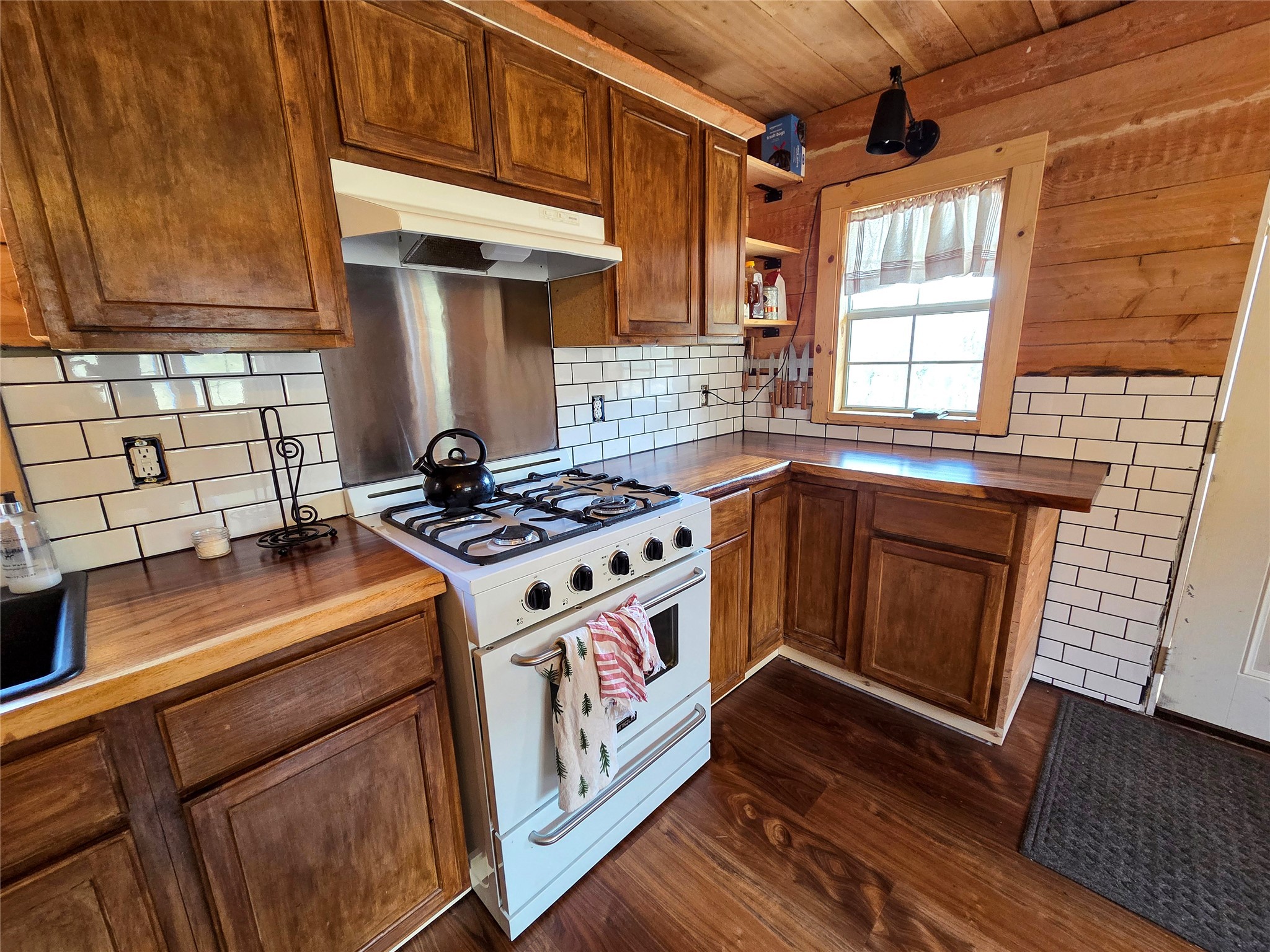 3080 Allen Gulch Road Property Photo 1