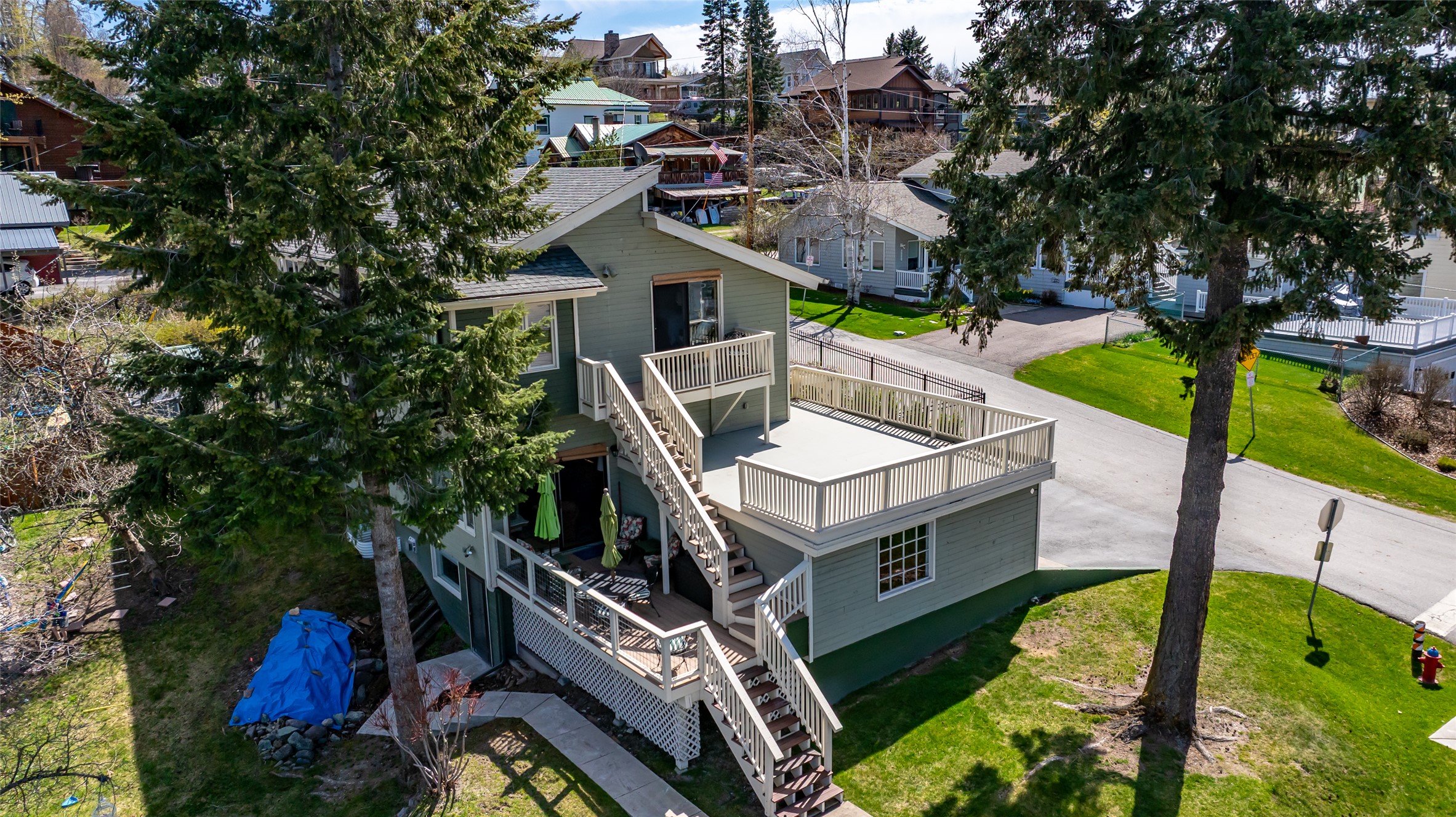 101 Lakeside Boulevard Property Photo 10