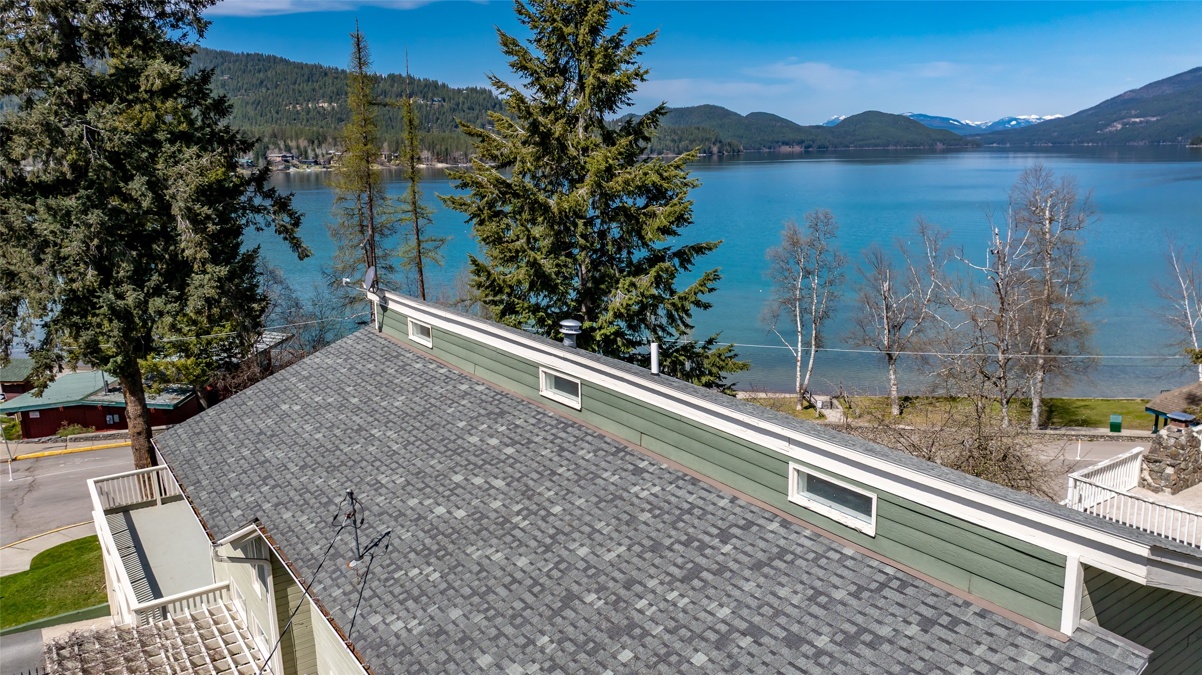 101 Lakeside Boulevard Property Photo 19