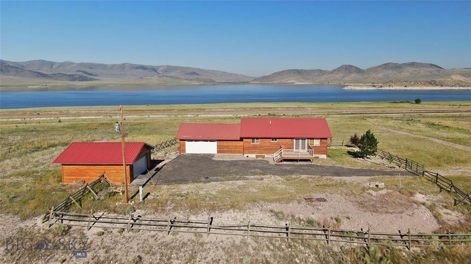 1755 Lake Front Road Property Photo