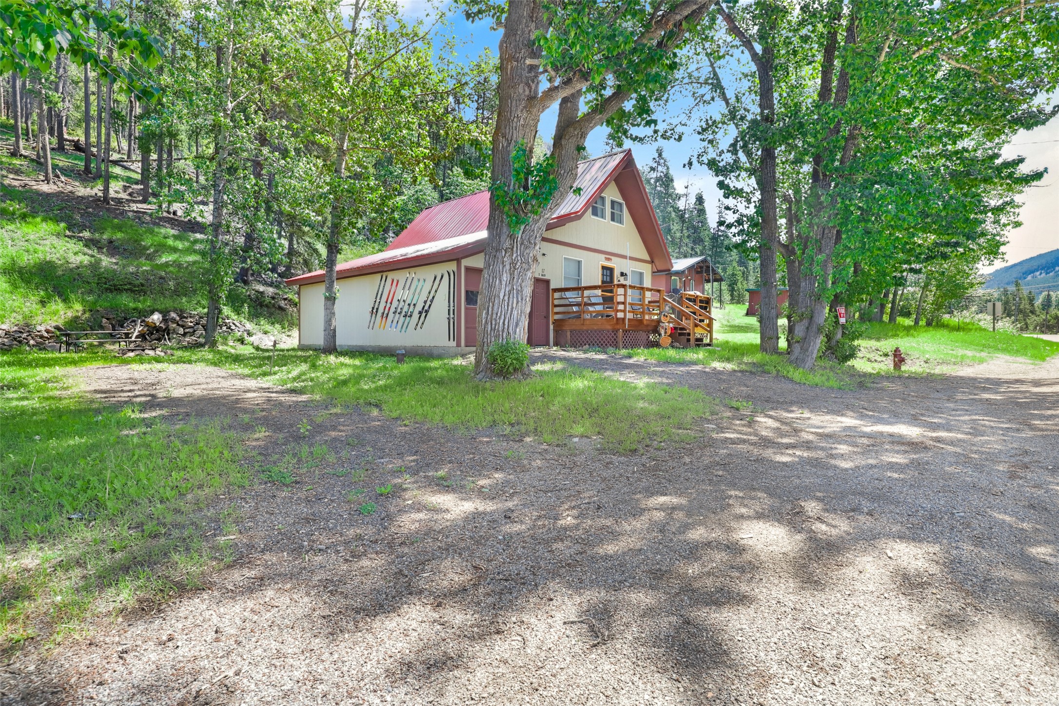 17 S Main Street Property Photo 1