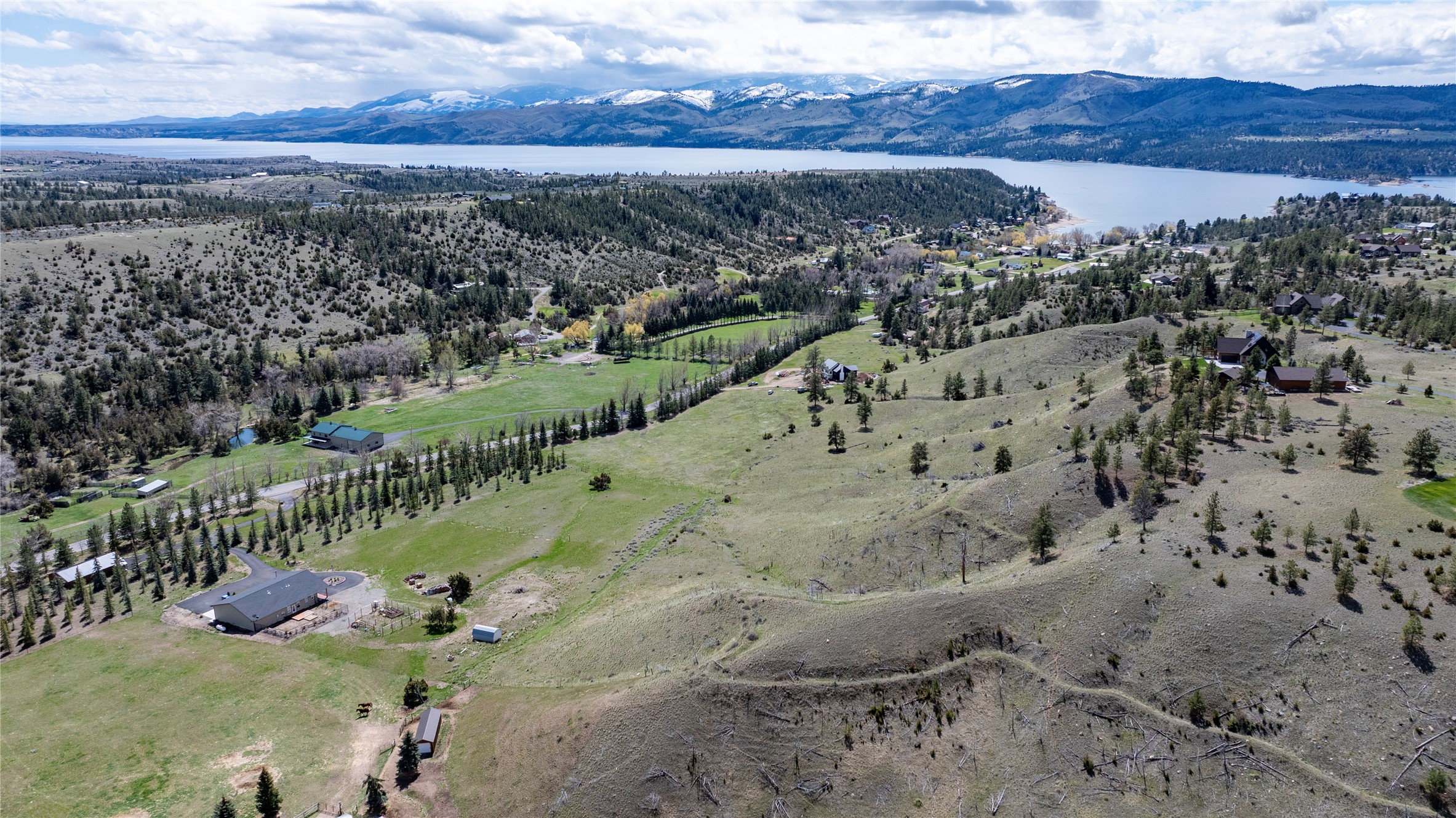 8520 Canyon Ferry Road Property Photo 6