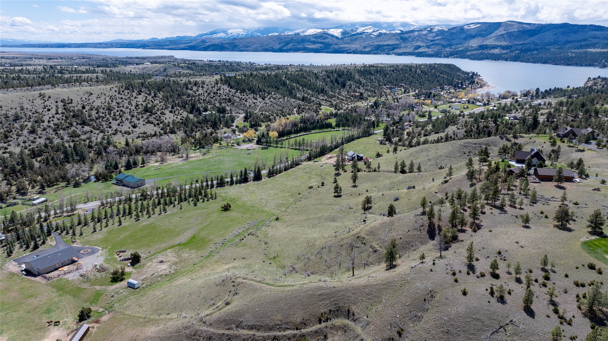 8520 Canyon Ferry Road Property Photo 8