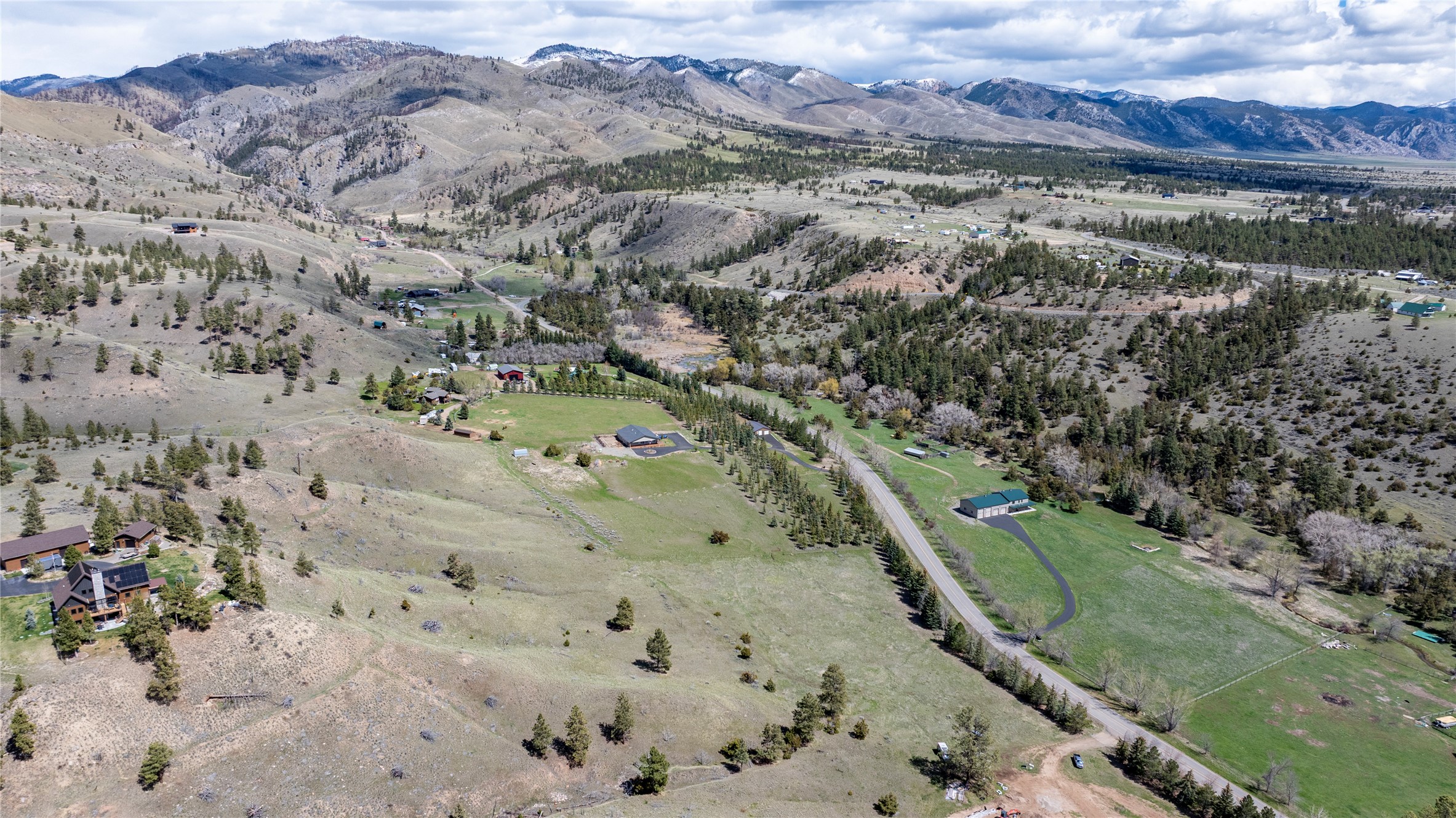 8520 Canyon Ferry Road Property Photo 10