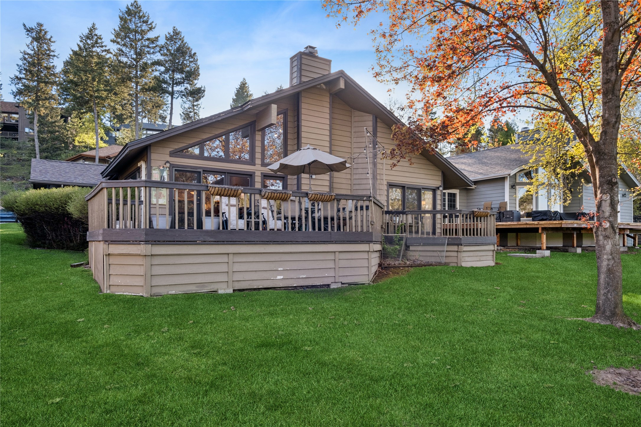 85 Golf Terrace Property Photo 3