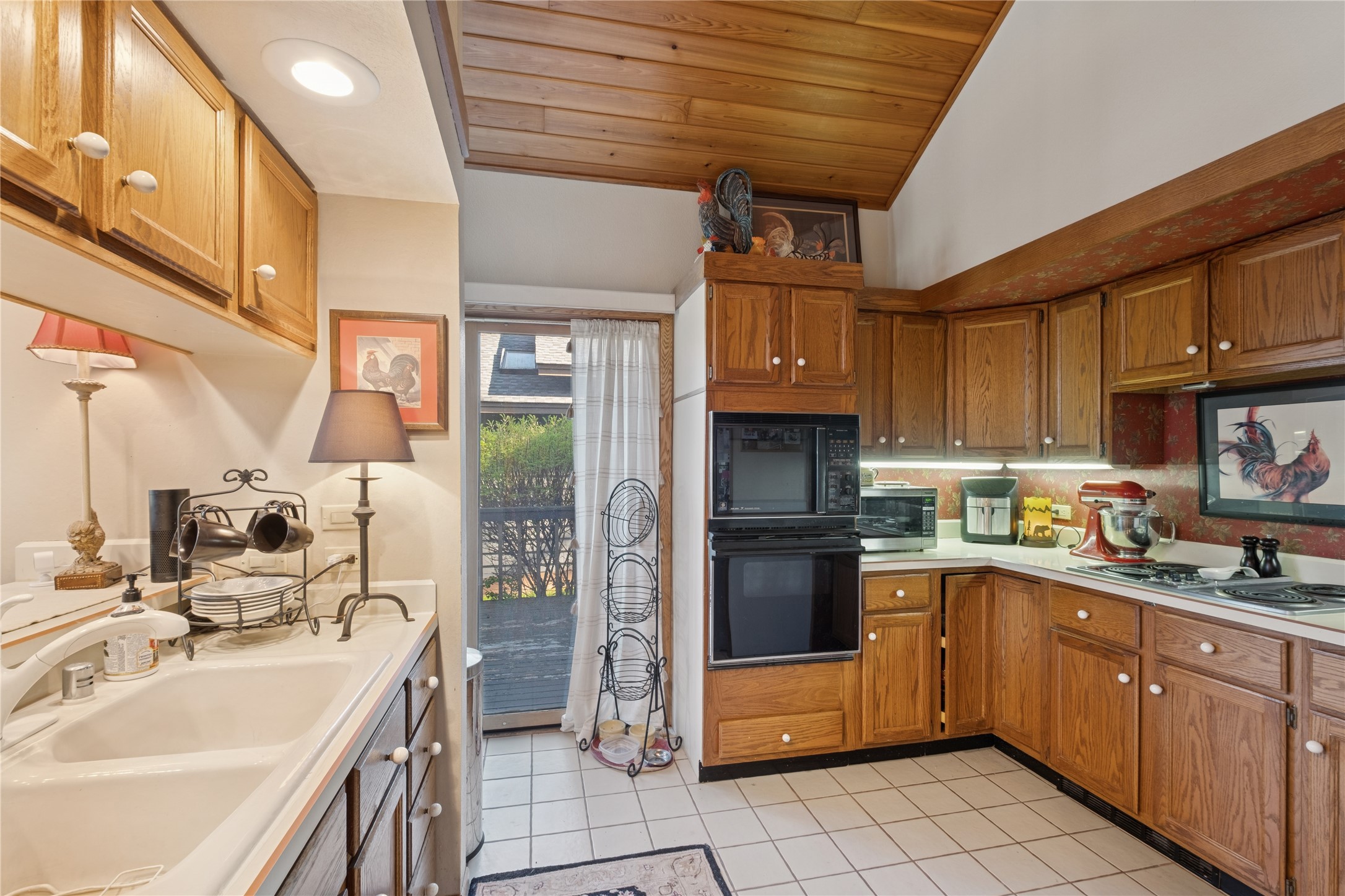 85 Golf Terrace Property Photo 6