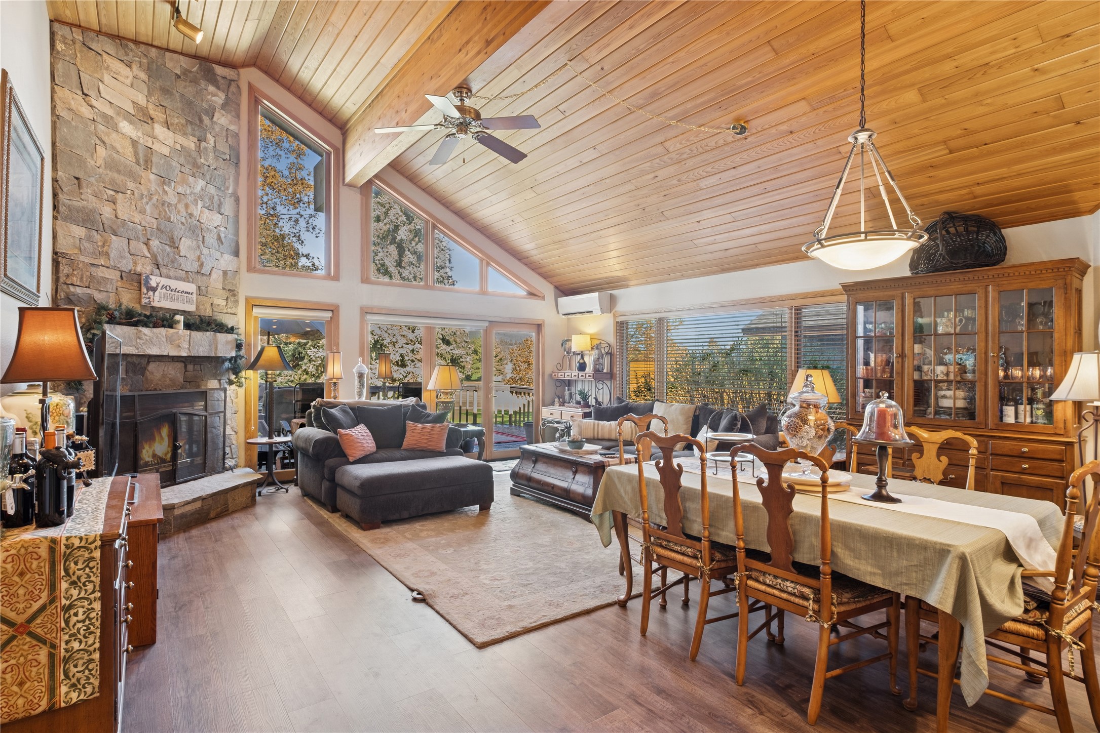 85 Golf Terrace Property Photo 9