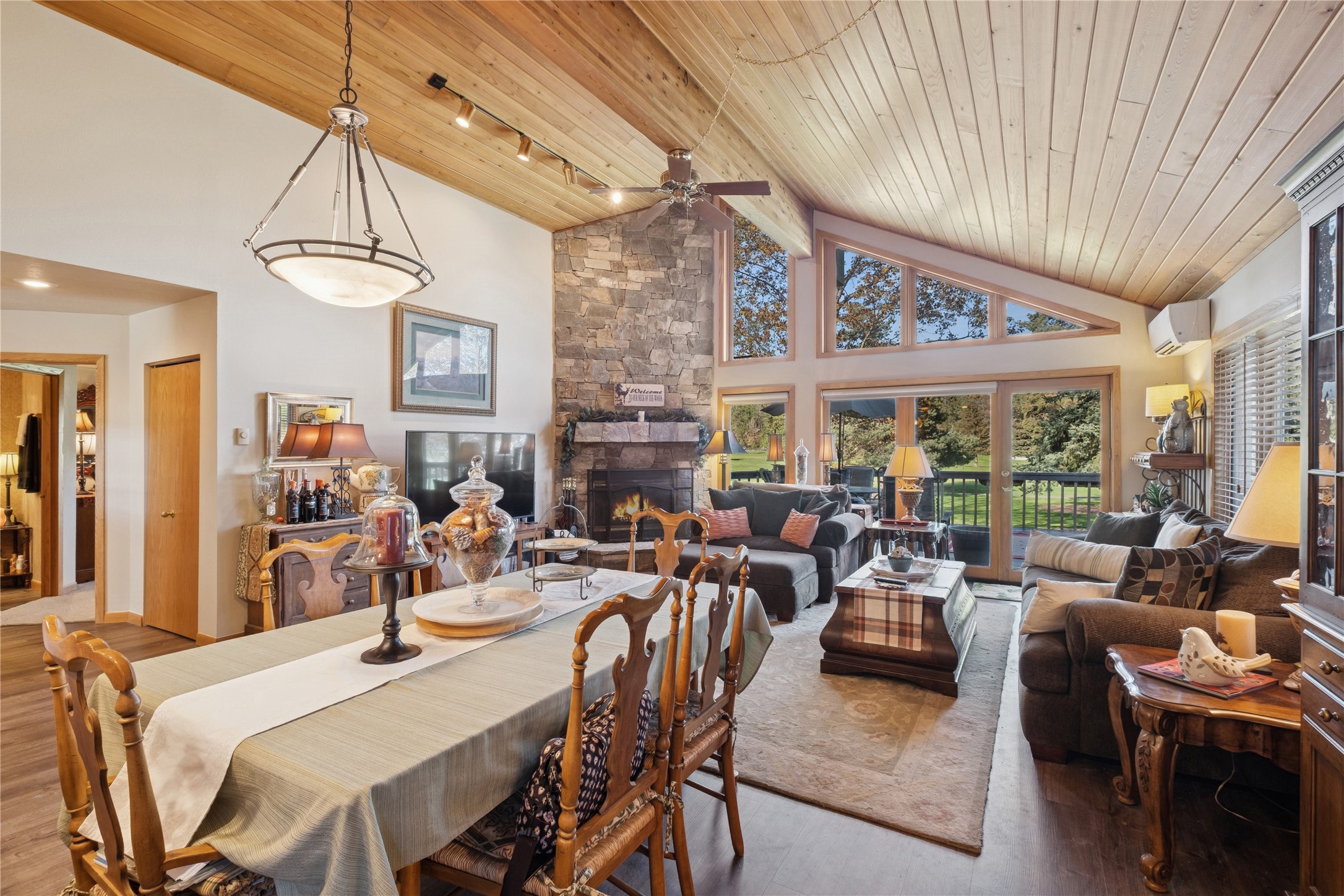 85 Golf Terrace Property Photo 10