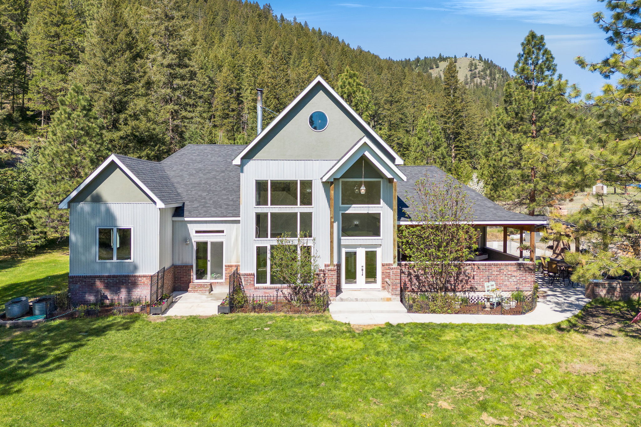 11327 Sleeman Lane Property Photo 3