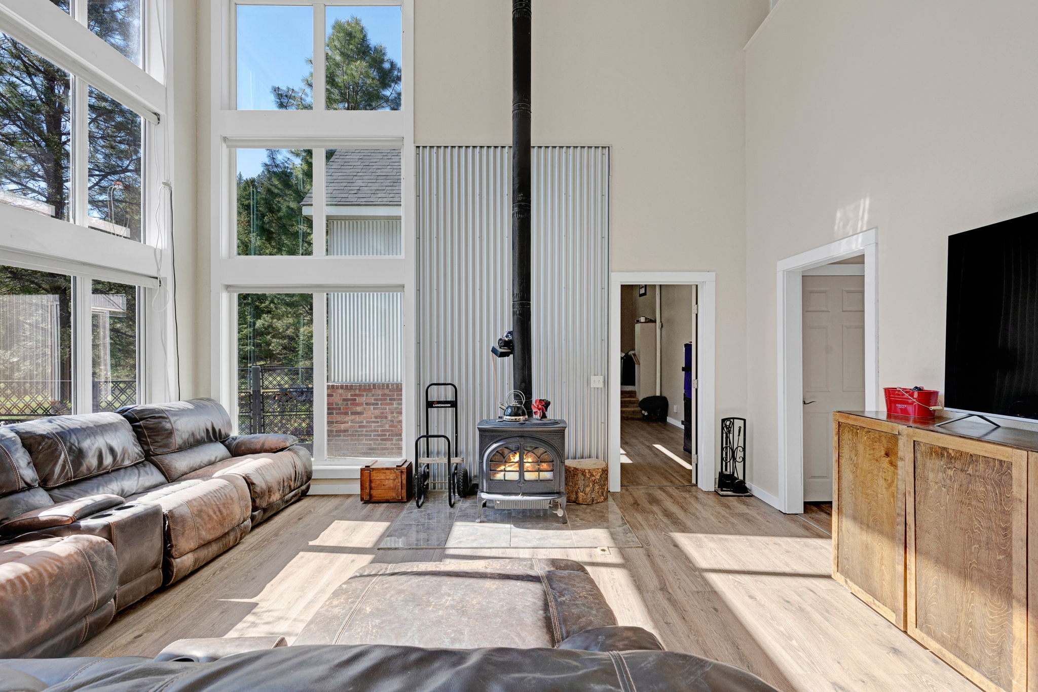 11327 Sleeman Lane Property Photo 16