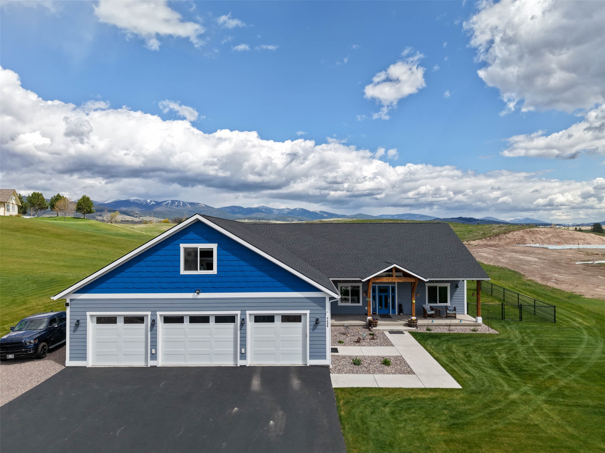 9648 Platinum Court Property Photo