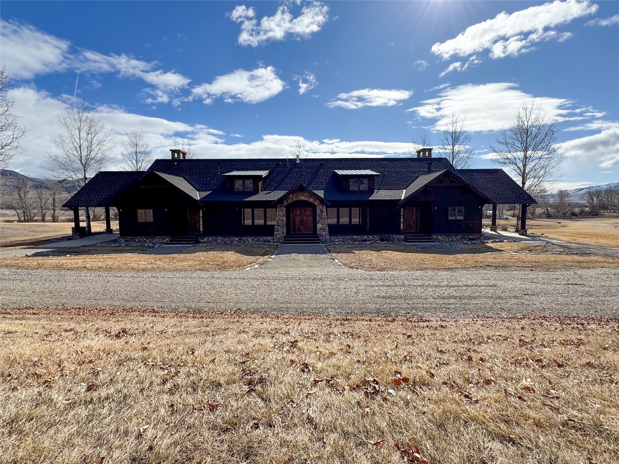 100 Snowberry Path Property Photo 6