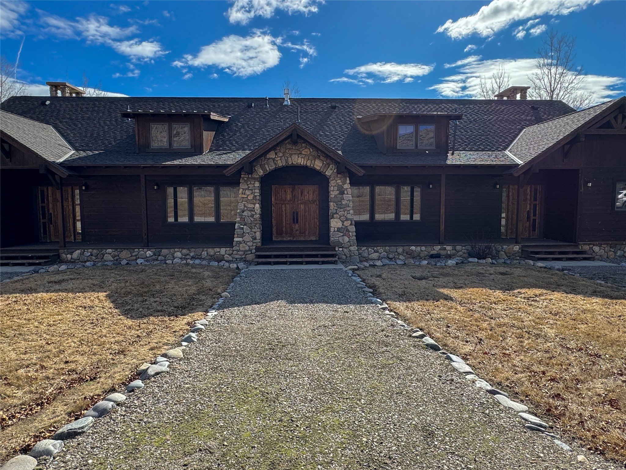 100 Snowberry Path Property Photo 7