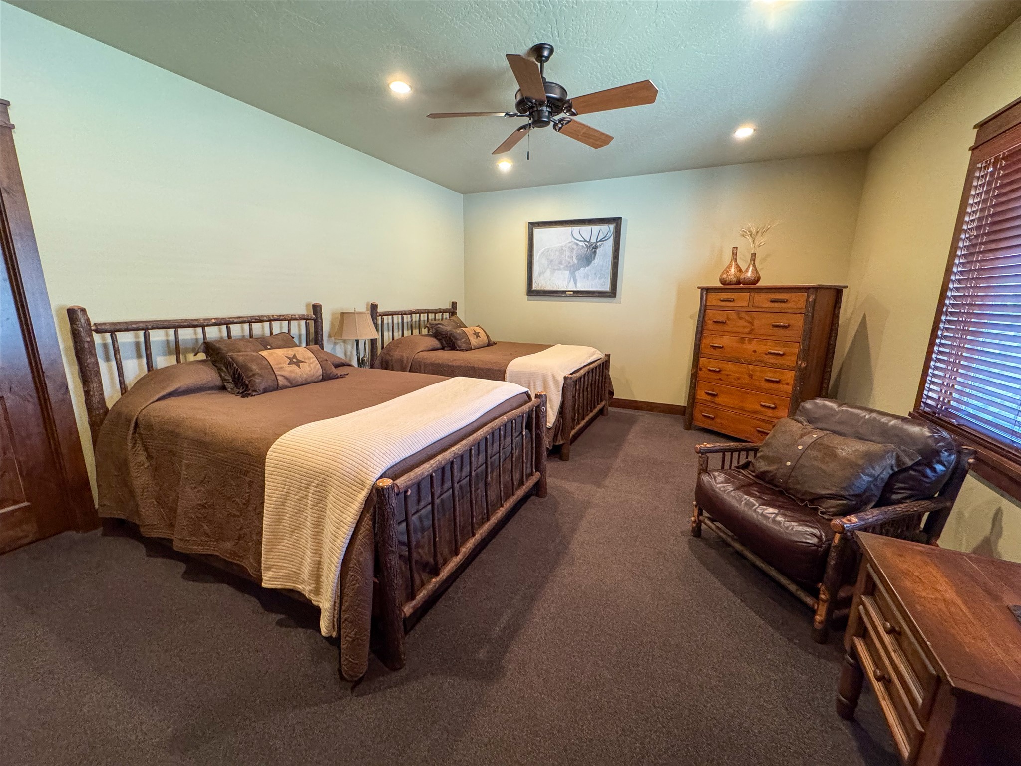 100 Snowberry Path Property Photo 23