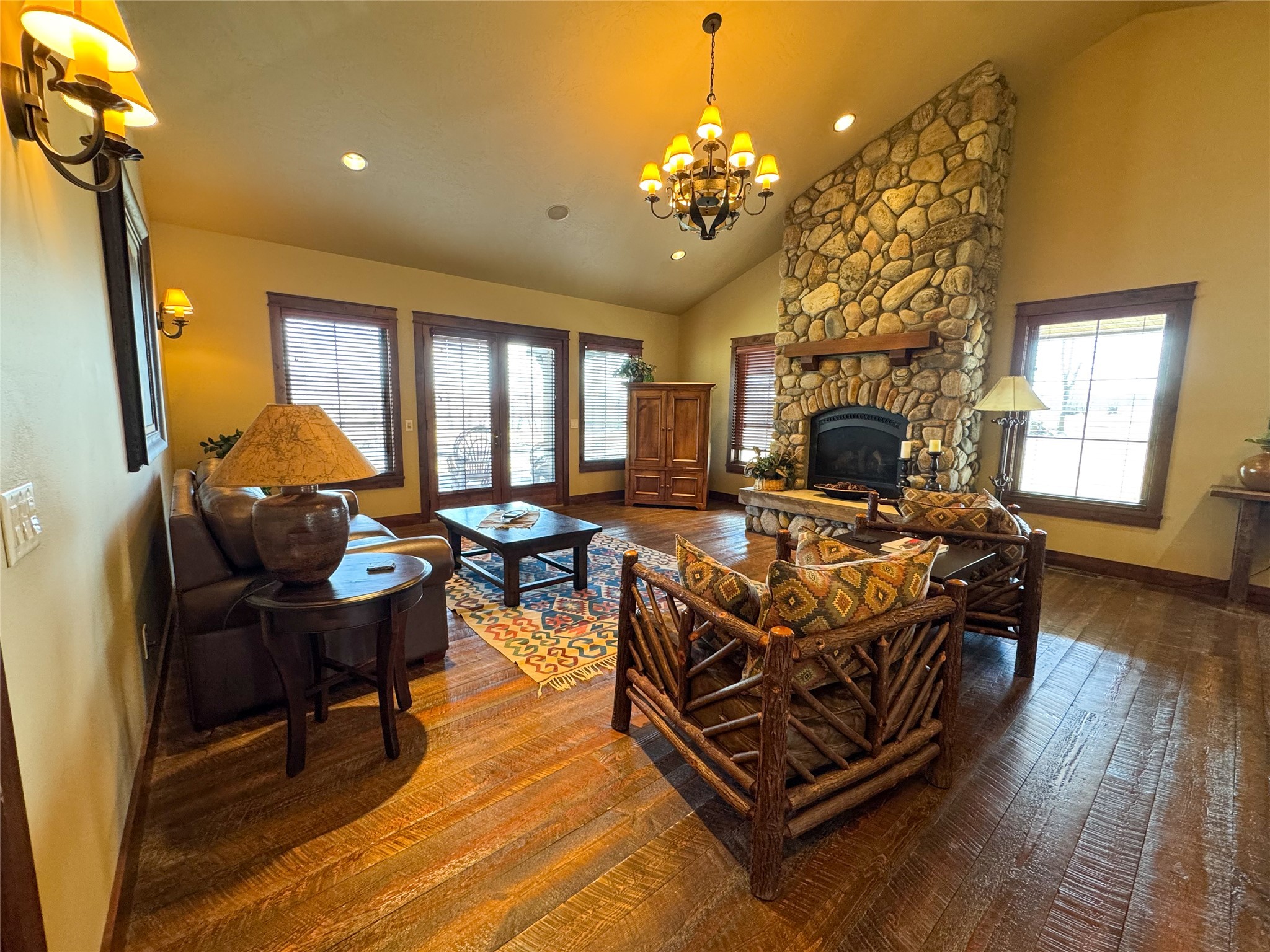 100 Snowberry Path Property Photo 35