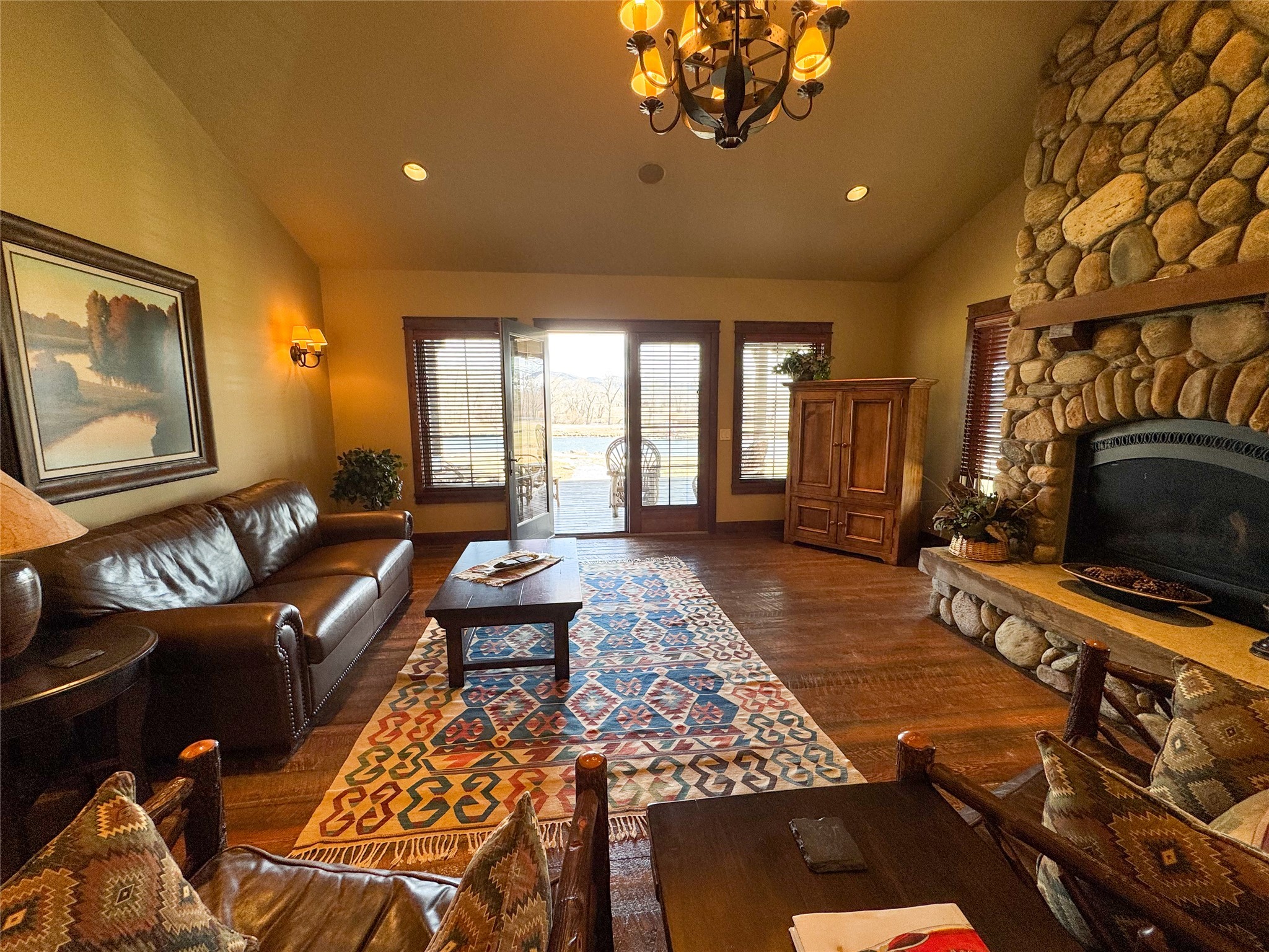 100 Snowberry Path Property Photo 37