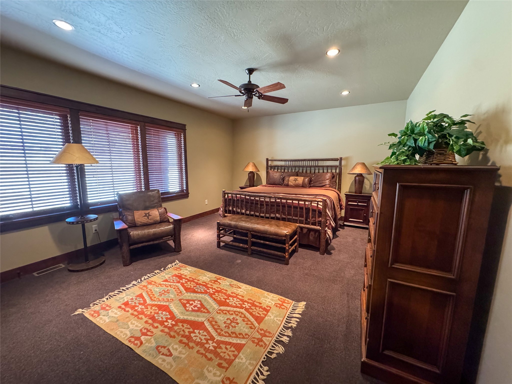 100 Snowberry Path Property Photo 46