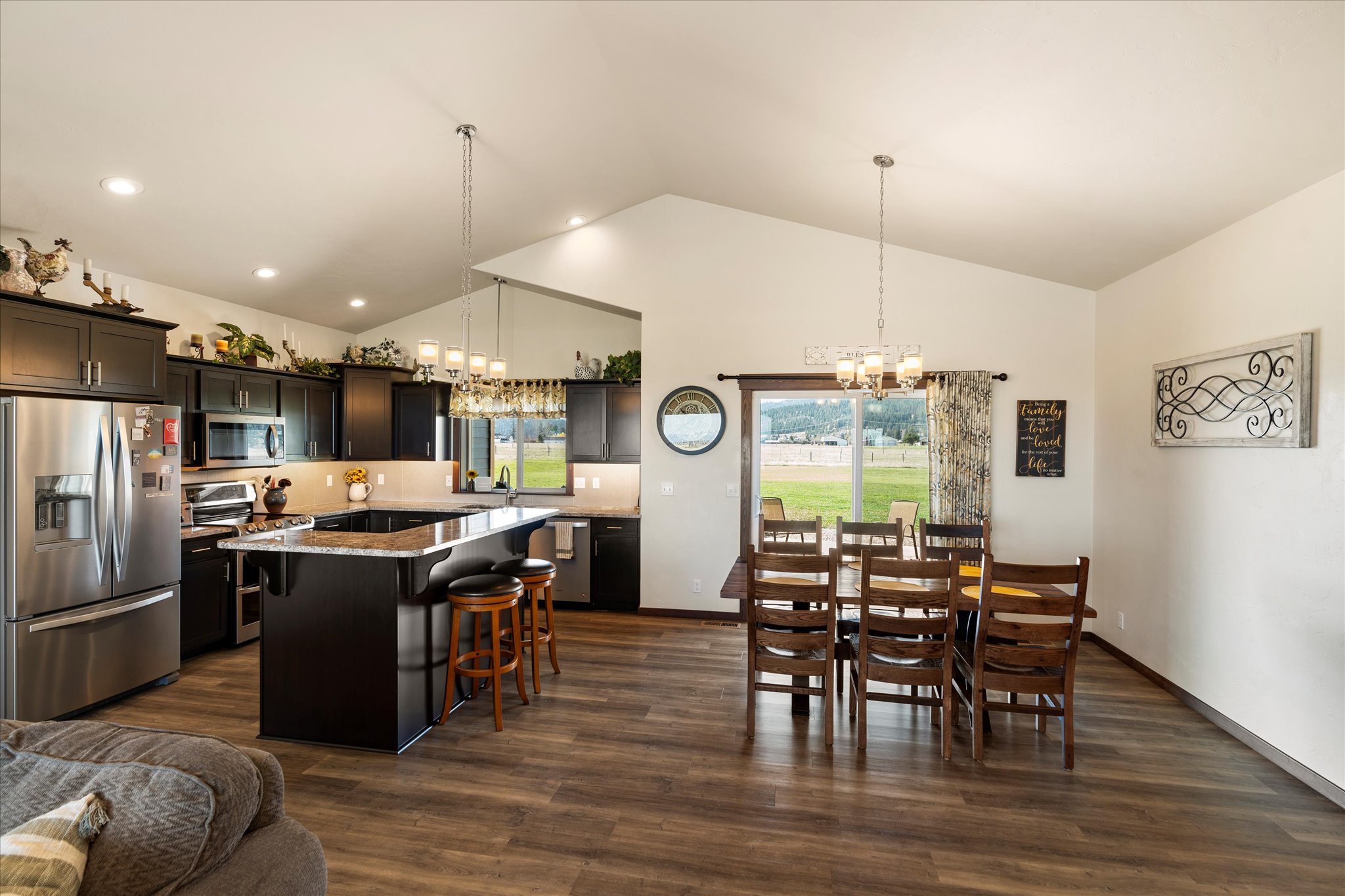 2449 Airport Road Property Photo 7
