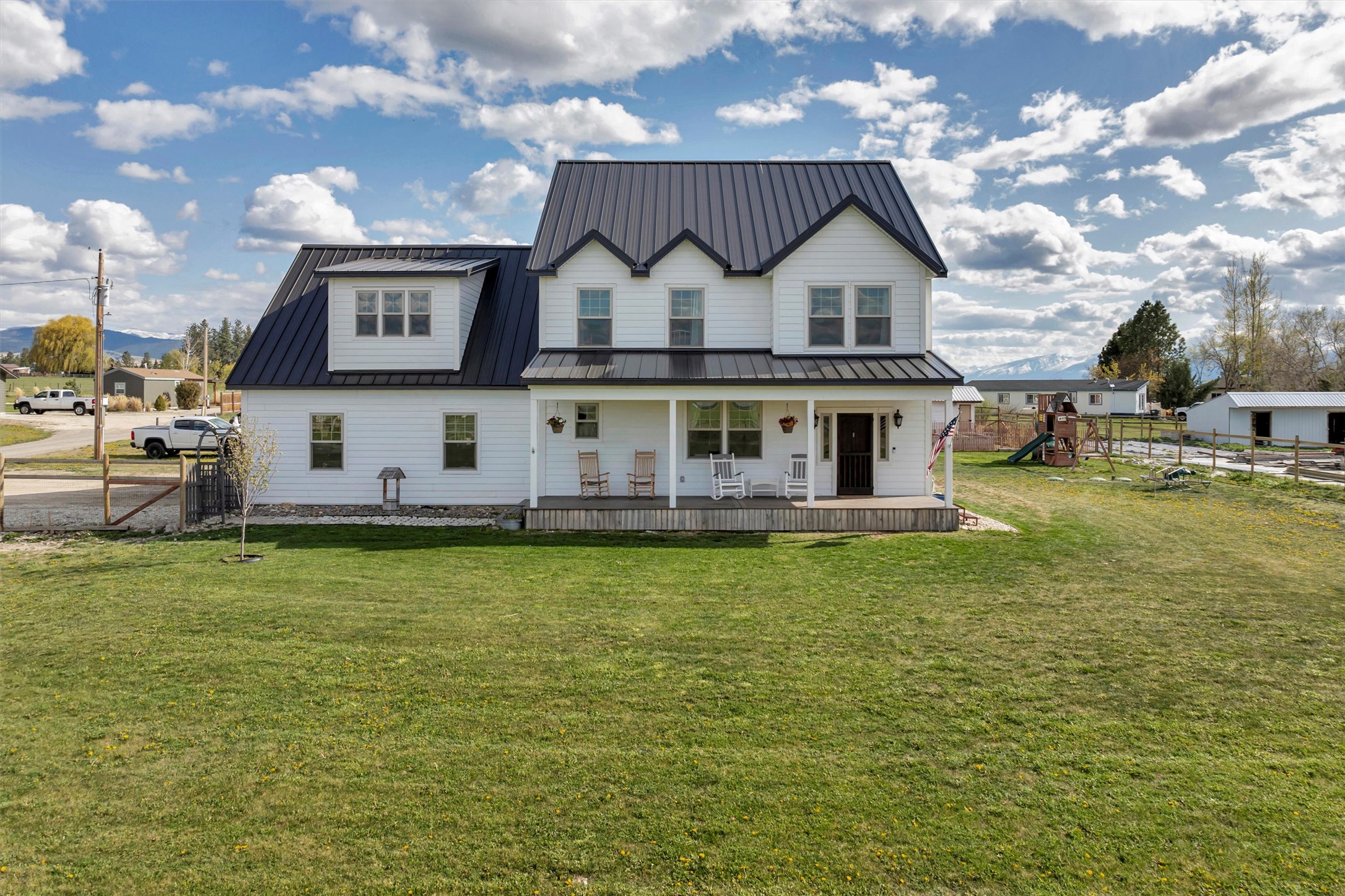 685 Hollibaugh Road Property Photo 1