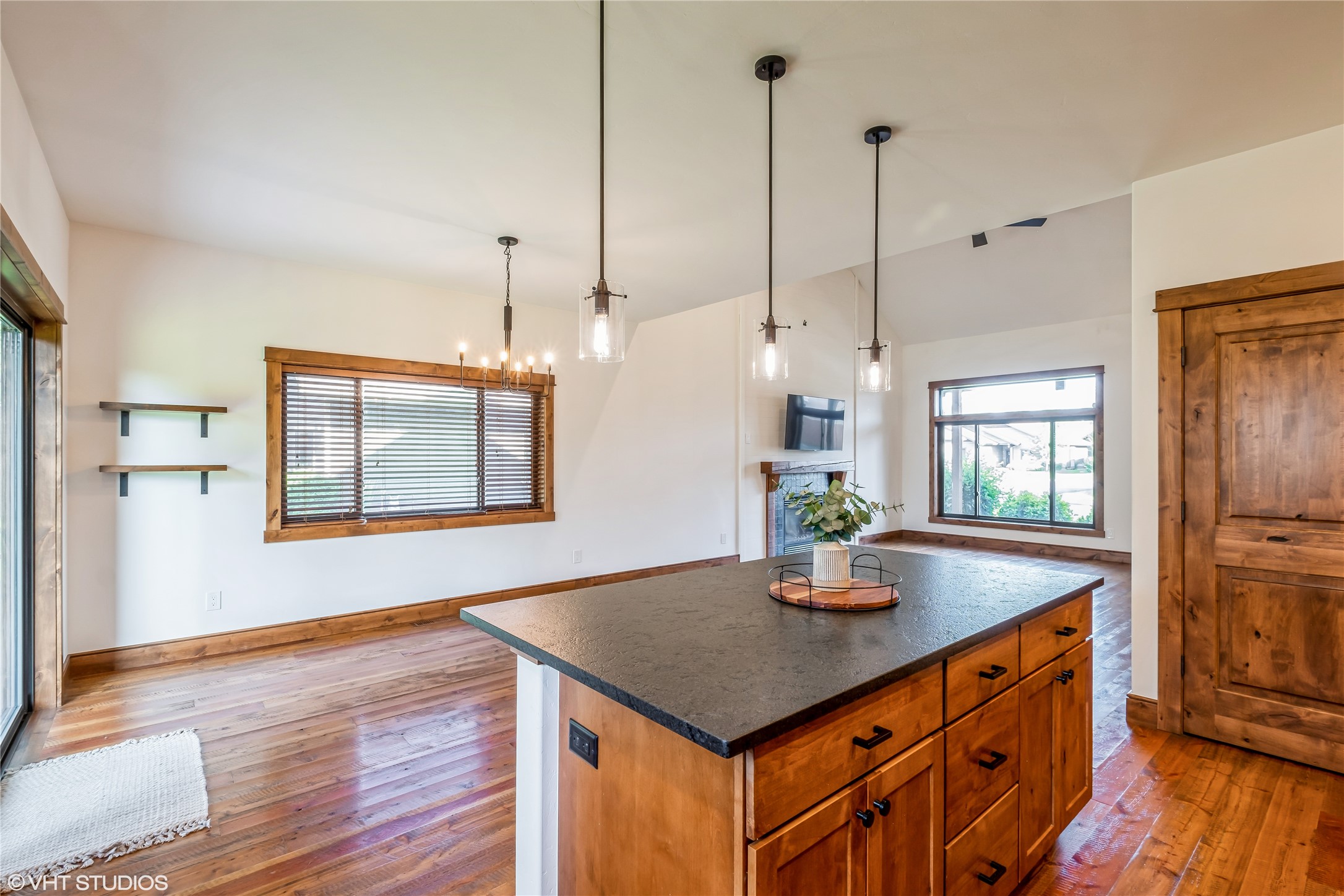 4 Swift Creek Lane Property Photo 12