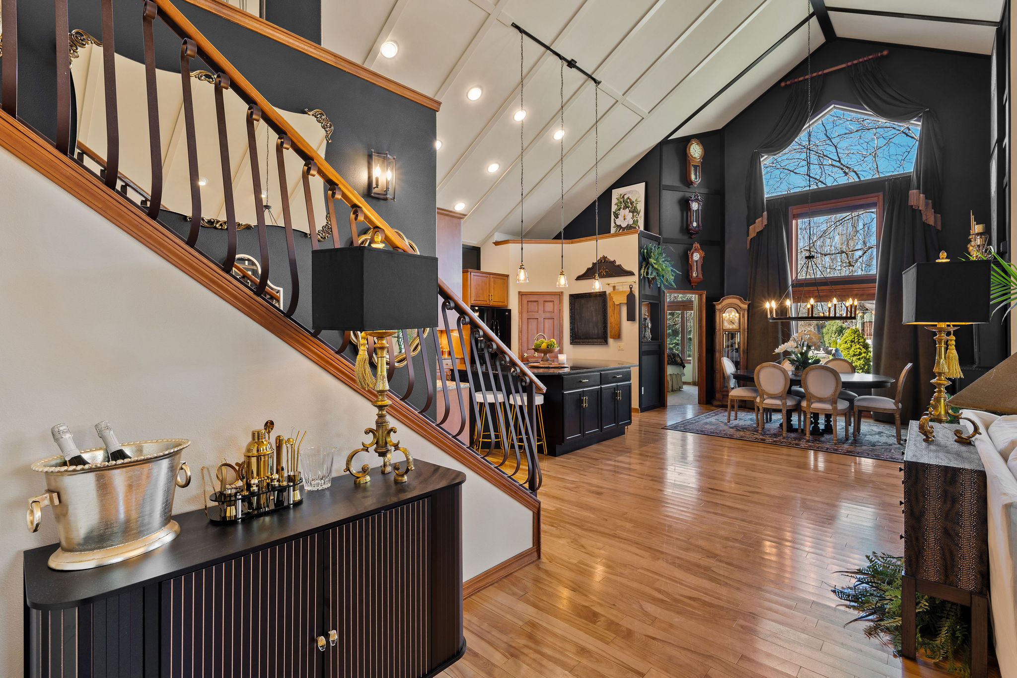 244 Harbor Drive Property Photo 12
