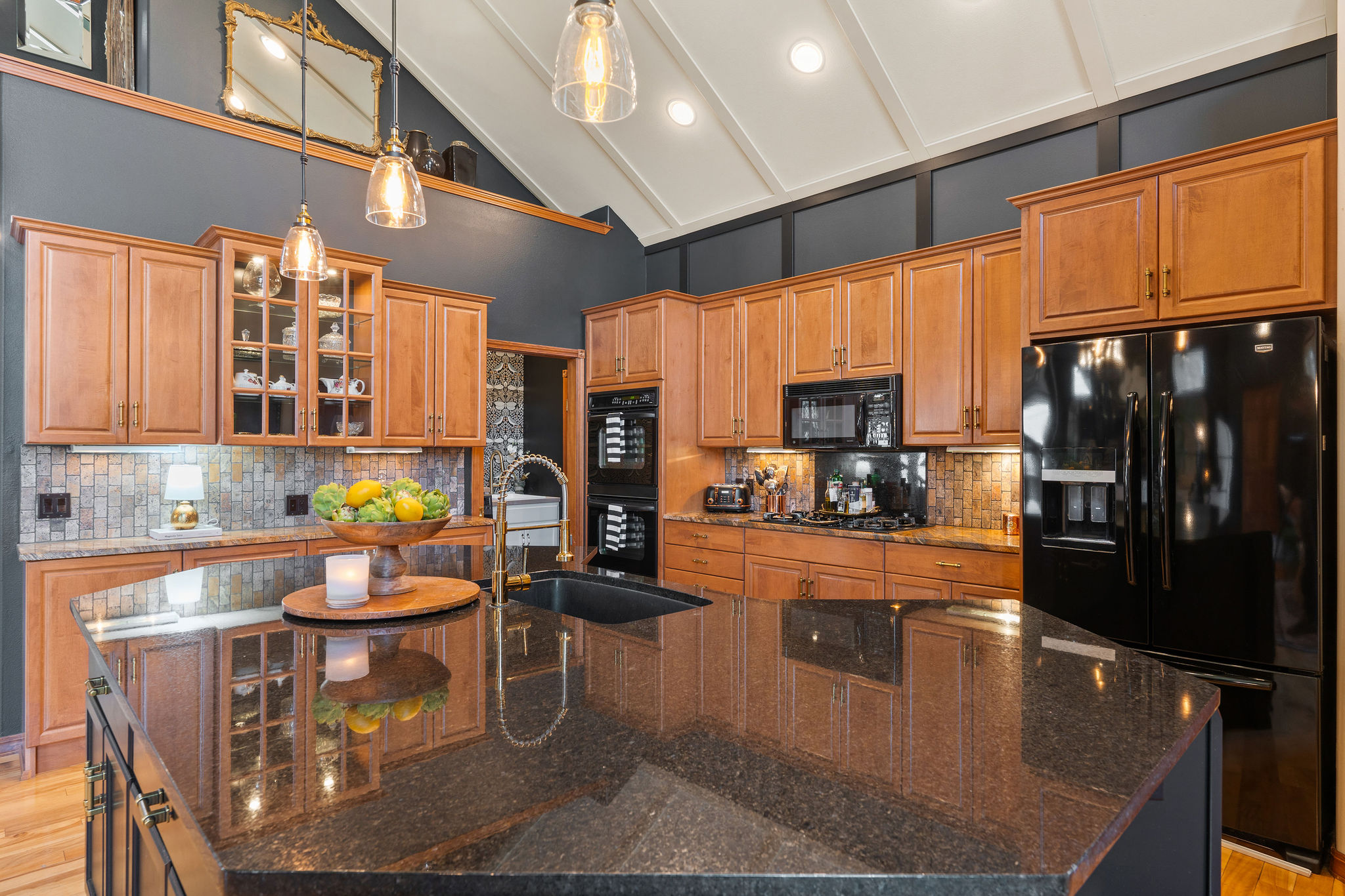 244 Harbor Drive Property Photo 17