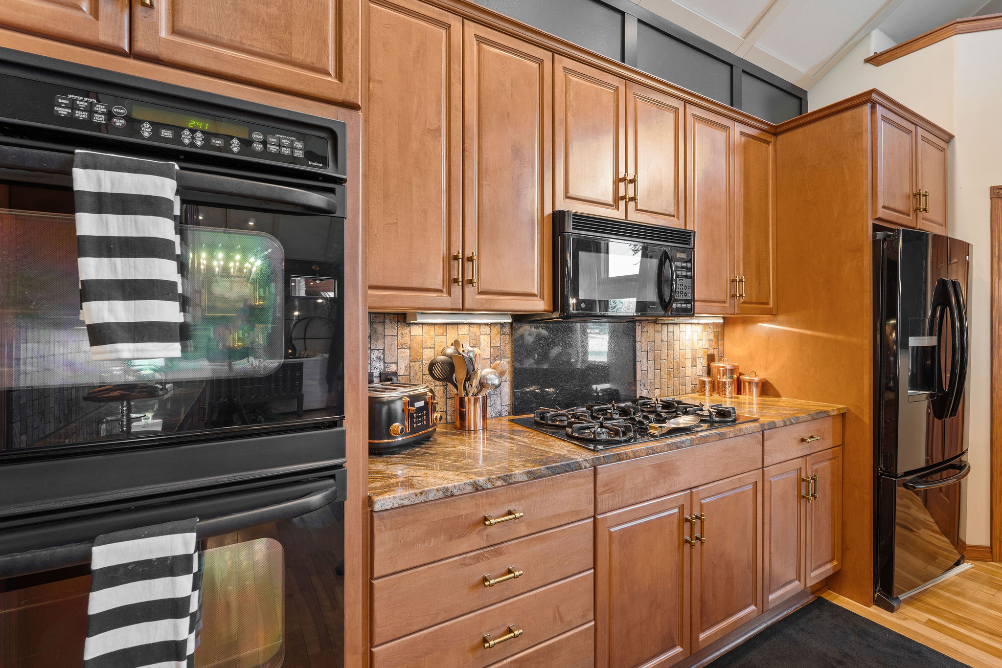 244 Harbor Drive Property Photo 22
