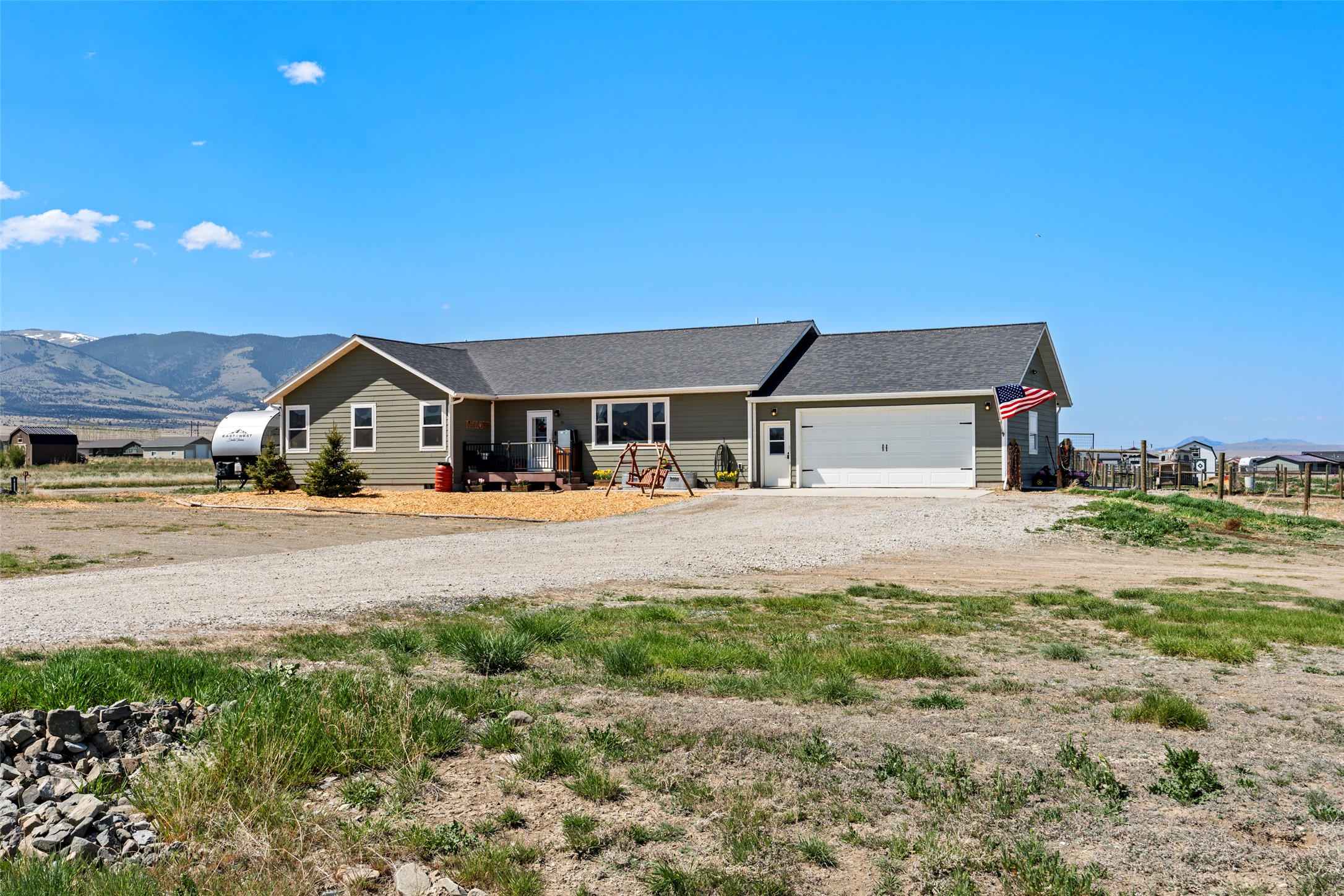 16 Alaska Trail Property Photo 5