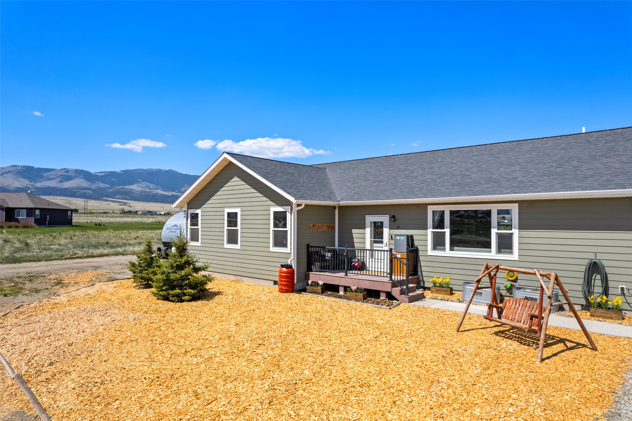 16 Alaska Trail Property Photo 6
