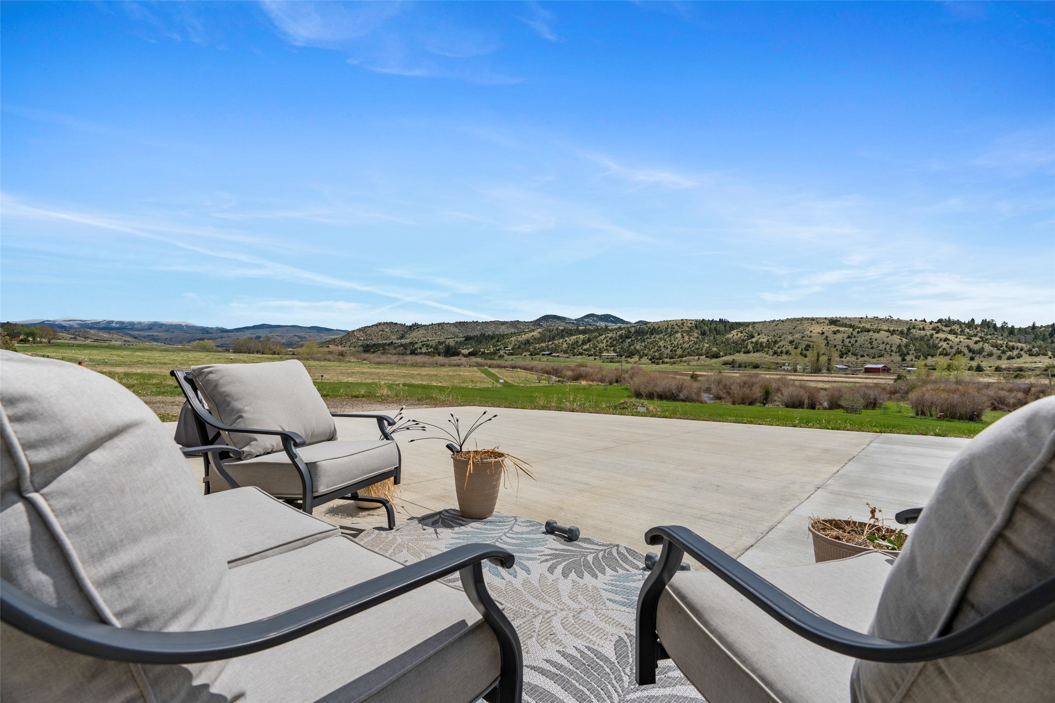 772 Highway 12 E Property Photo 8