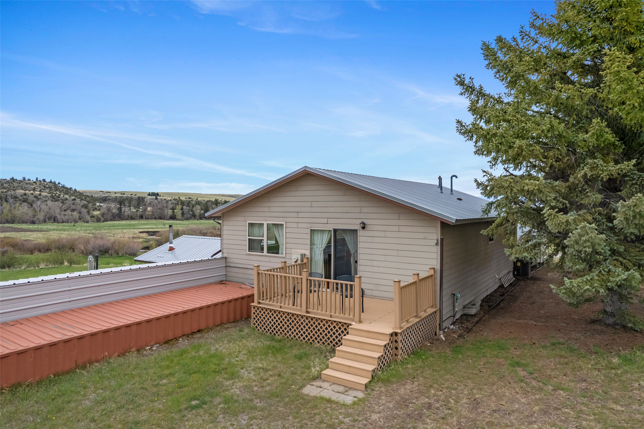 772 Highway 12 E Property Photo 19
