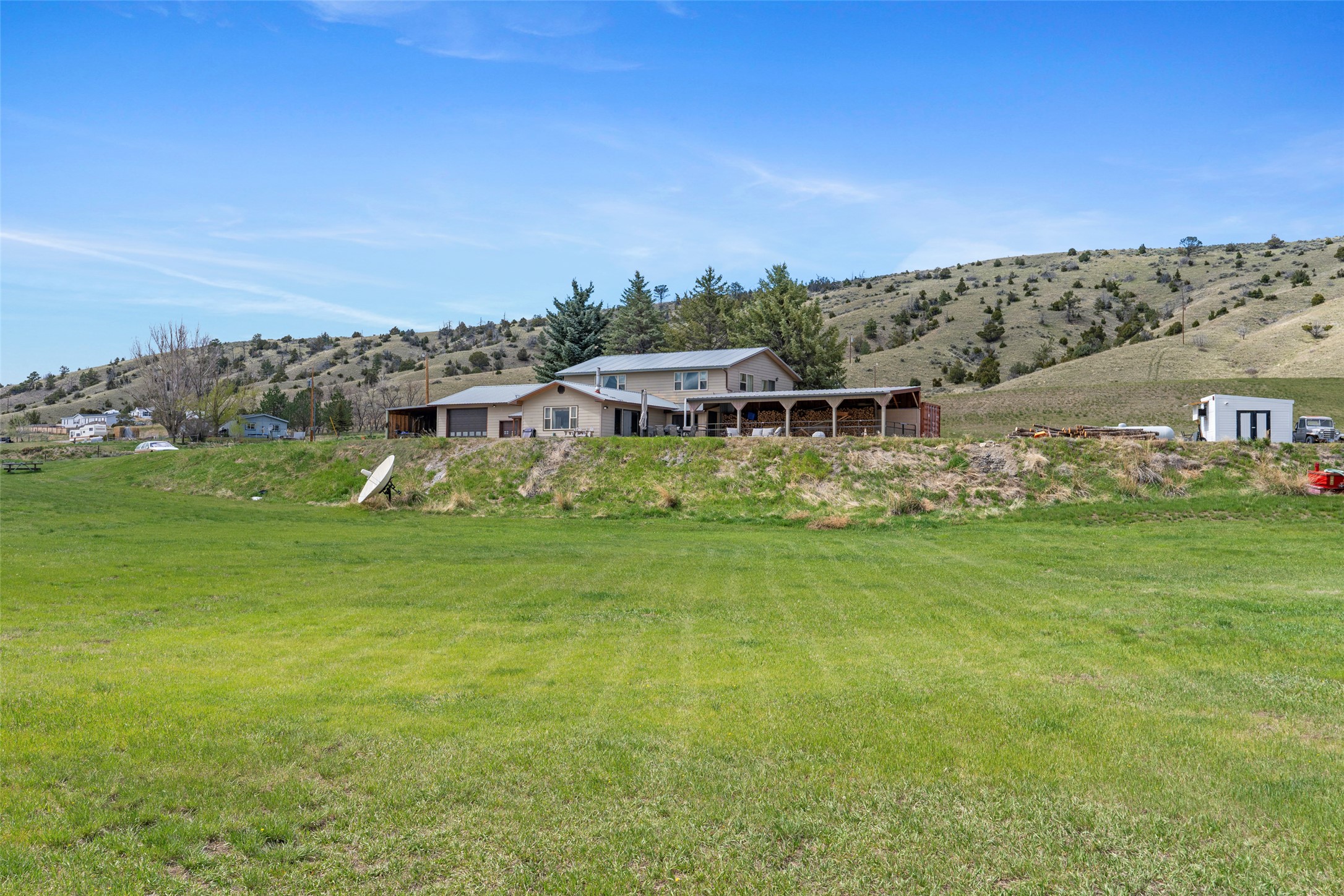 772 Highway 12 E Property Photo 91