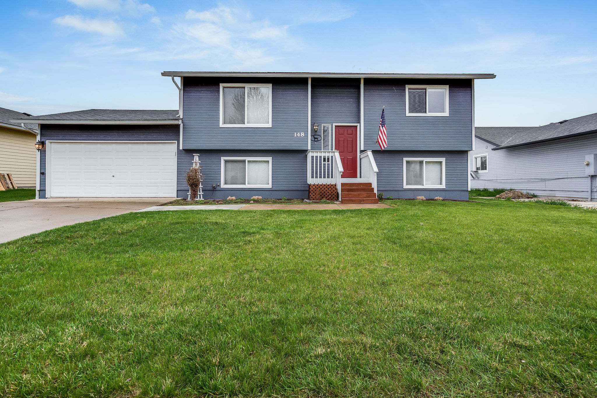 148 Greenbriar Drive Property Photo 2