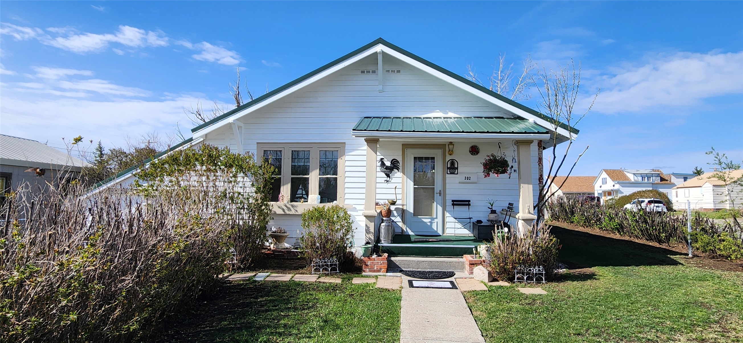 302 3rd Street Se Property Photo