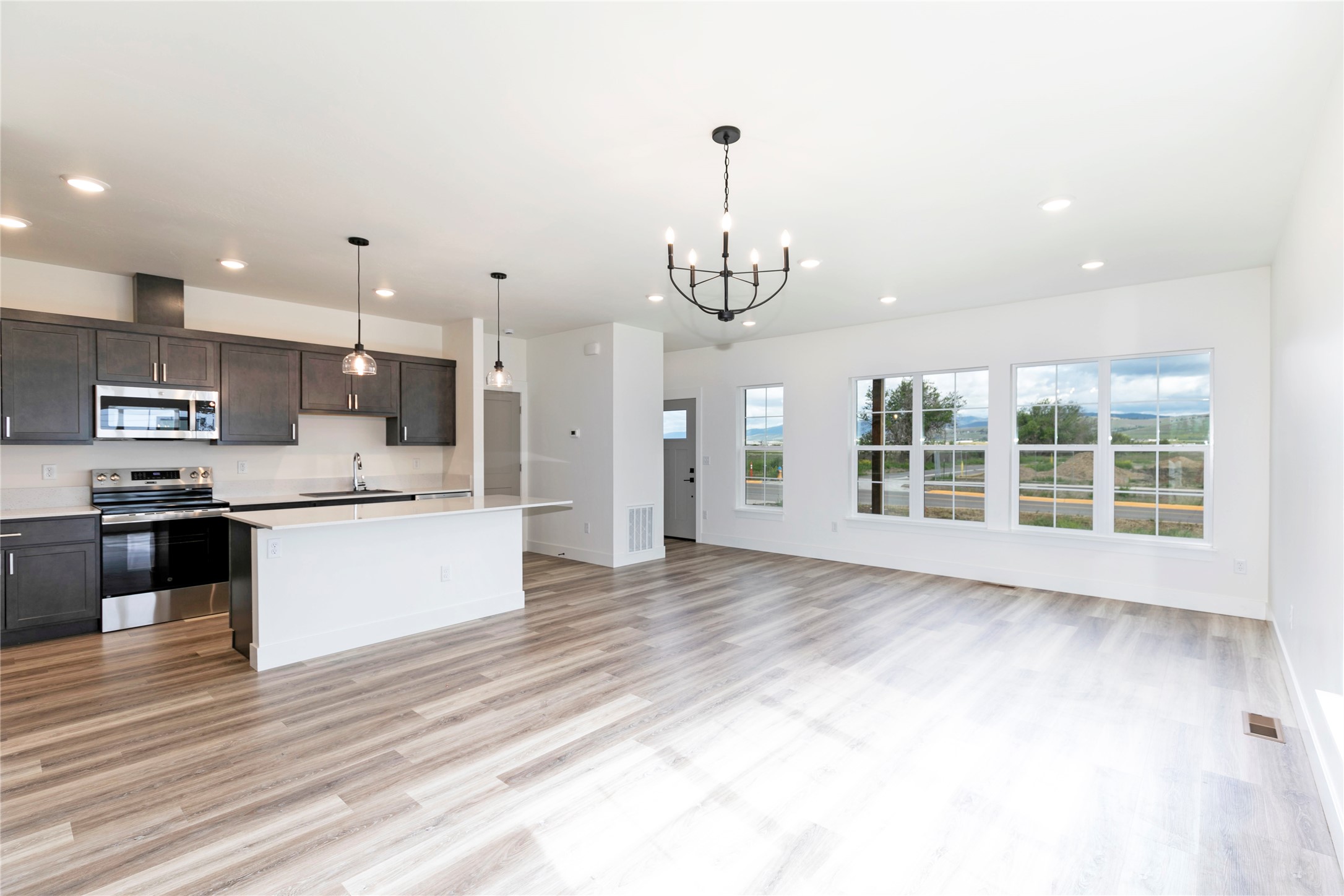 4962 England England Boulevard Property Photo 9
