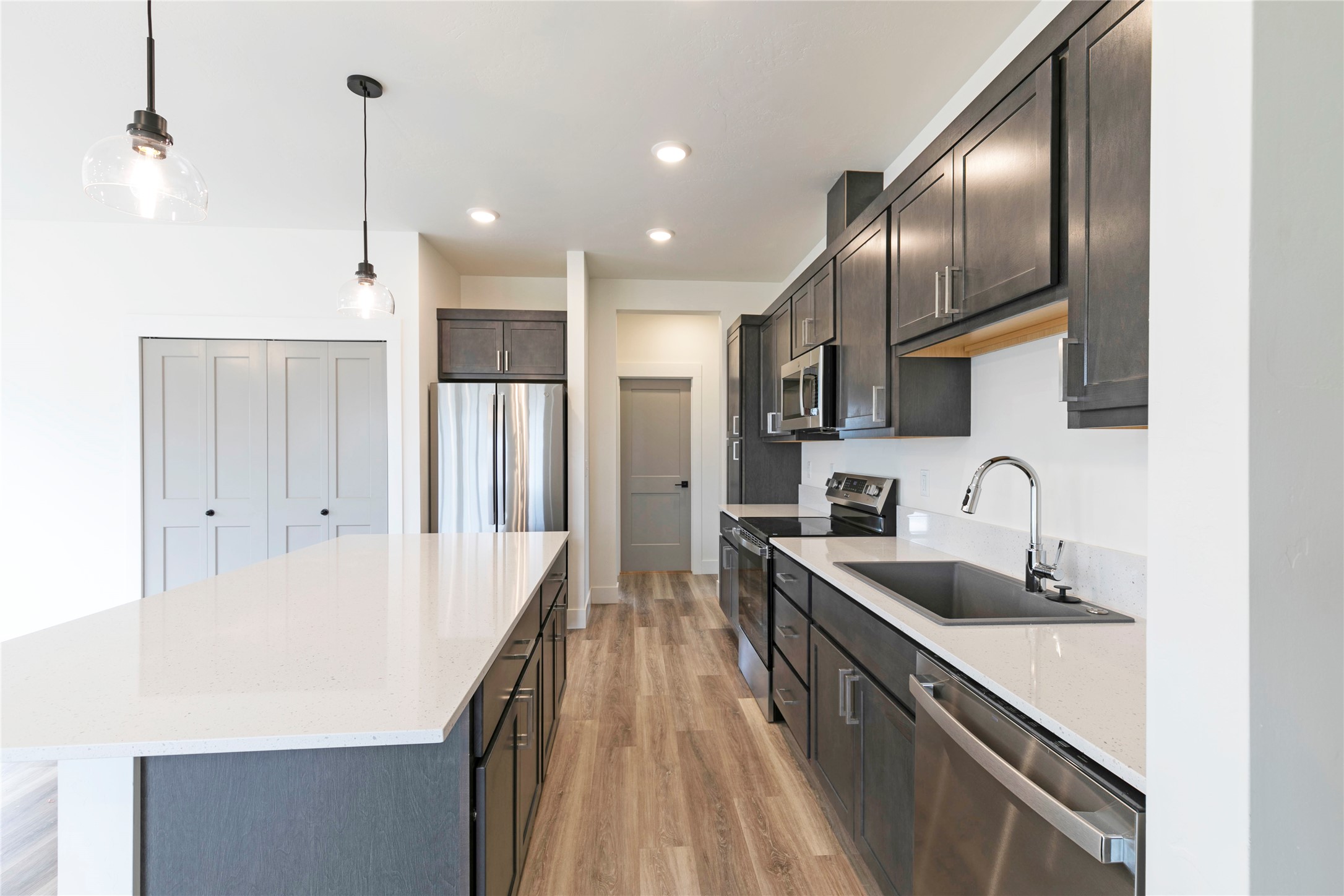 4962 England England Boulevard Property Photo 13
