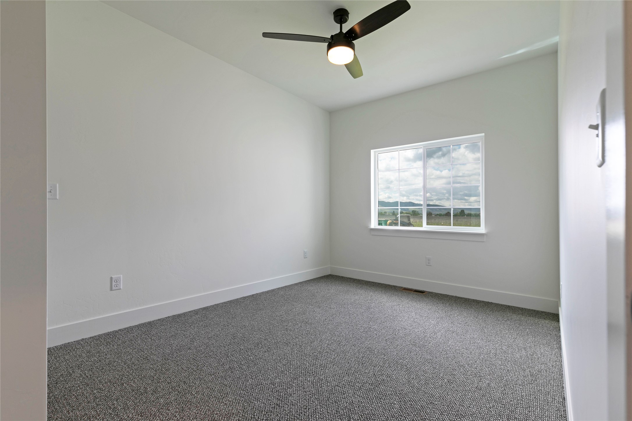 4962 England England Boulevard Property Photo 17