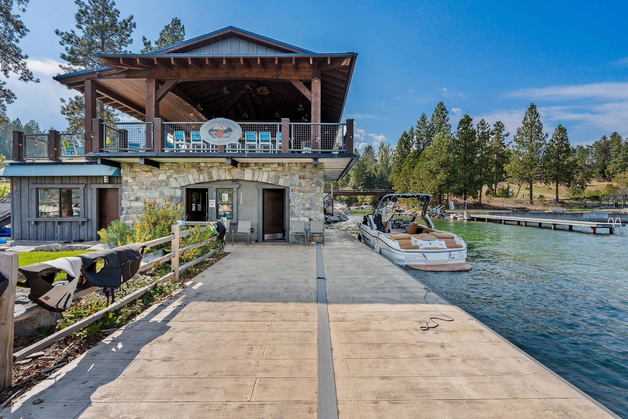 48 Bridle Court Property Photo 8