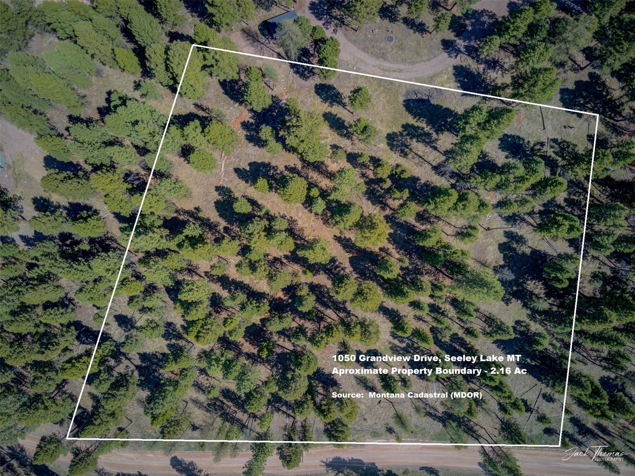 1050 Grandview Drive Property Photo 2