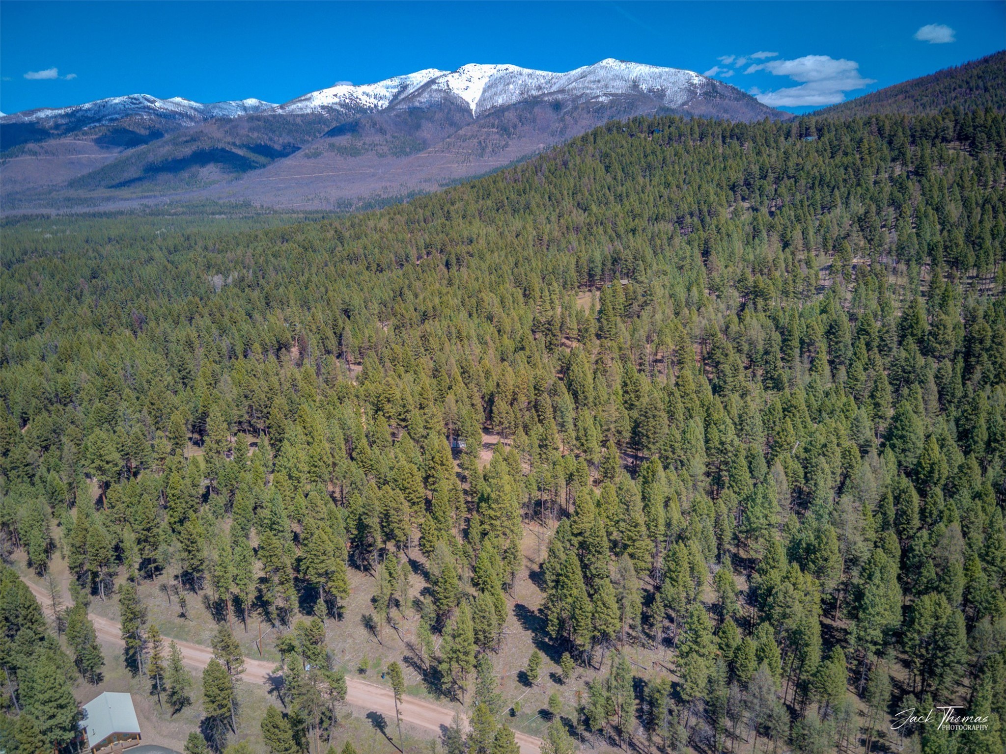 1050 Grandview Drive Property Photo 4