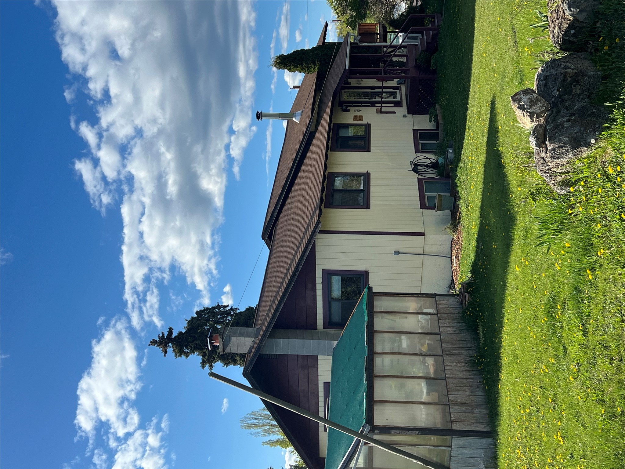 1108 9th Street E Property Photo
