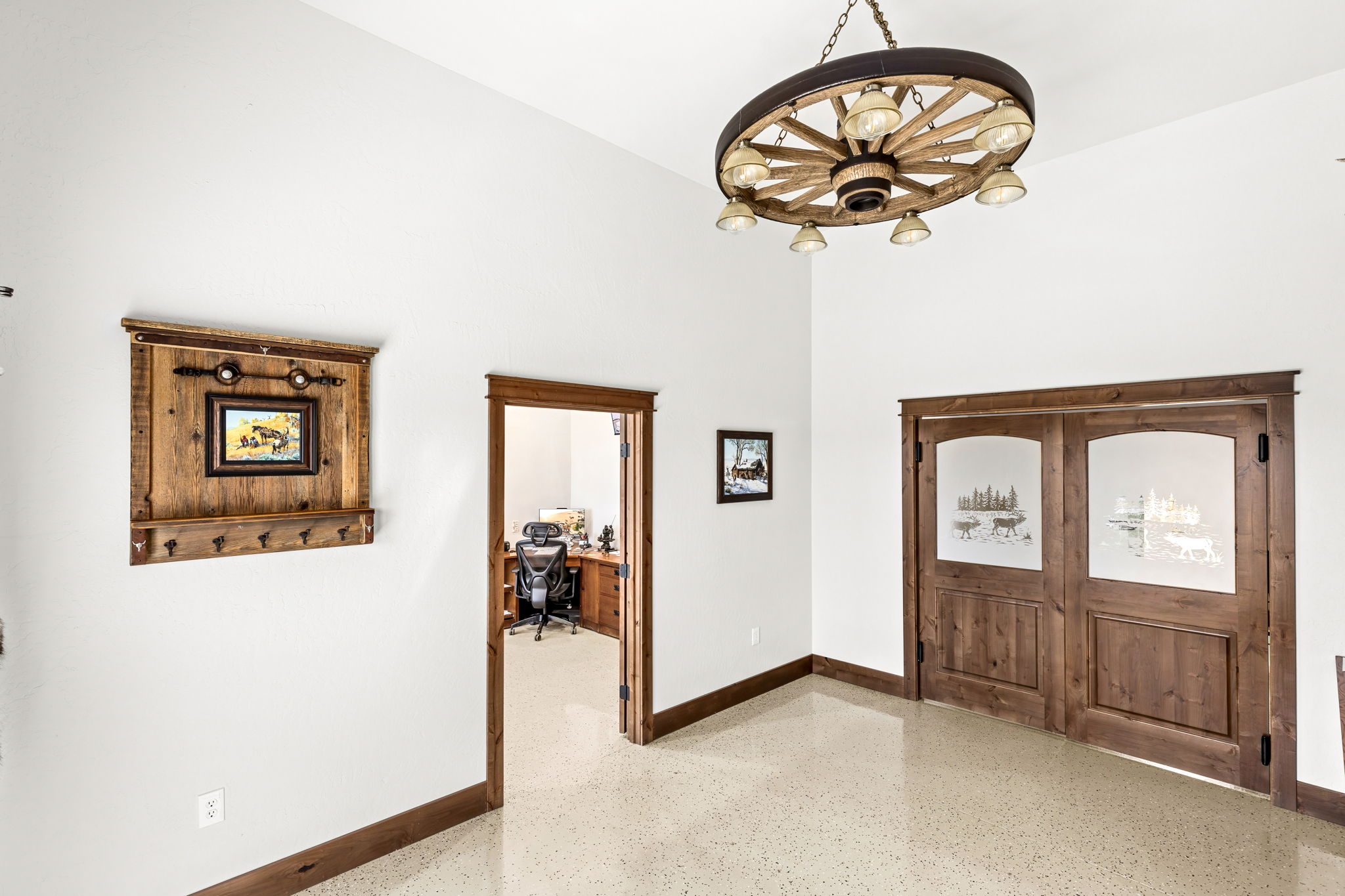19 Moonstone Court Property Photo 4