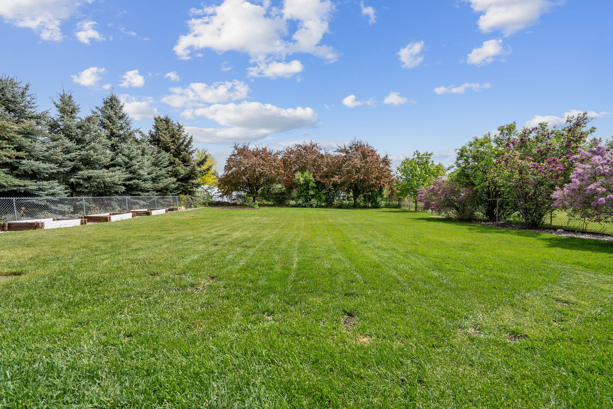 111 Greenbriar Drive Property Photo 10
