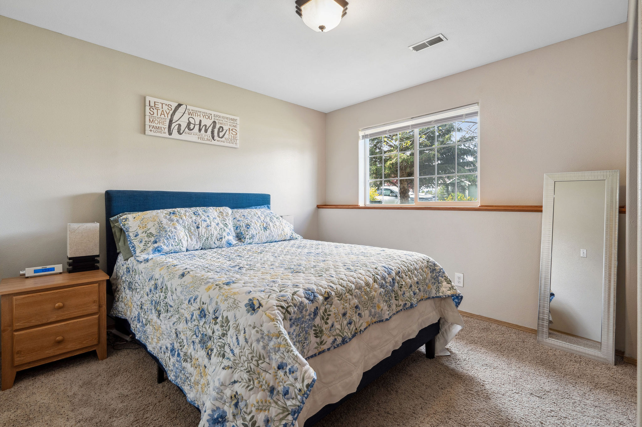 111 Greenbriar Drive Property Photo 28